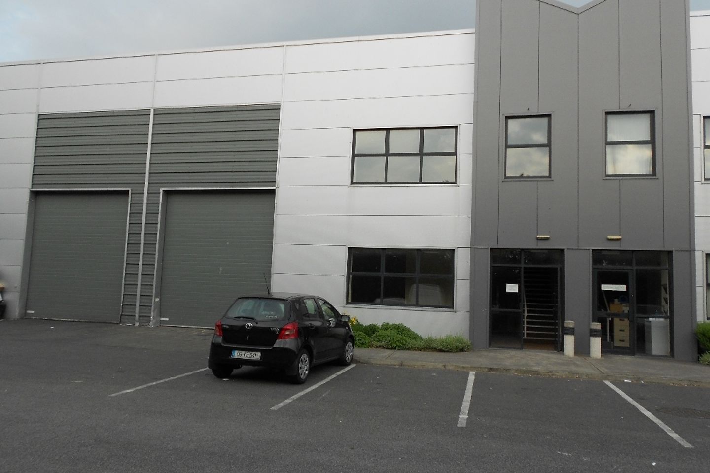 Commercial property for rent in Fonthill Industrial Park, Clondalkin