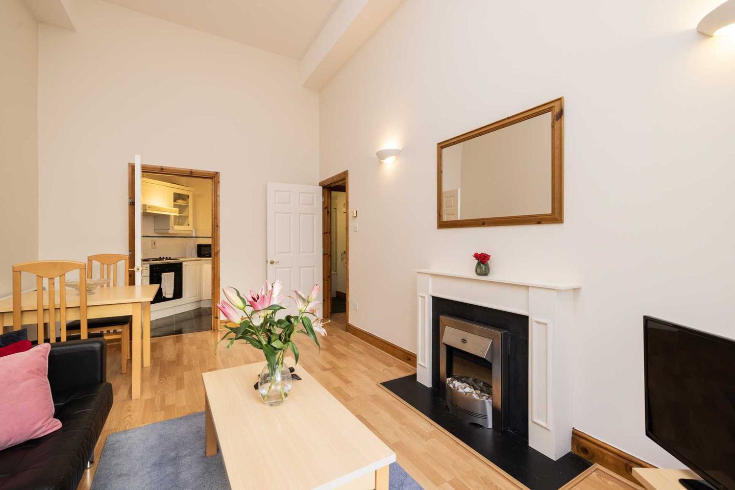 Apt 116 The Wintergarden, Pearse Street, Dublin 2, D02YN50 is for sale