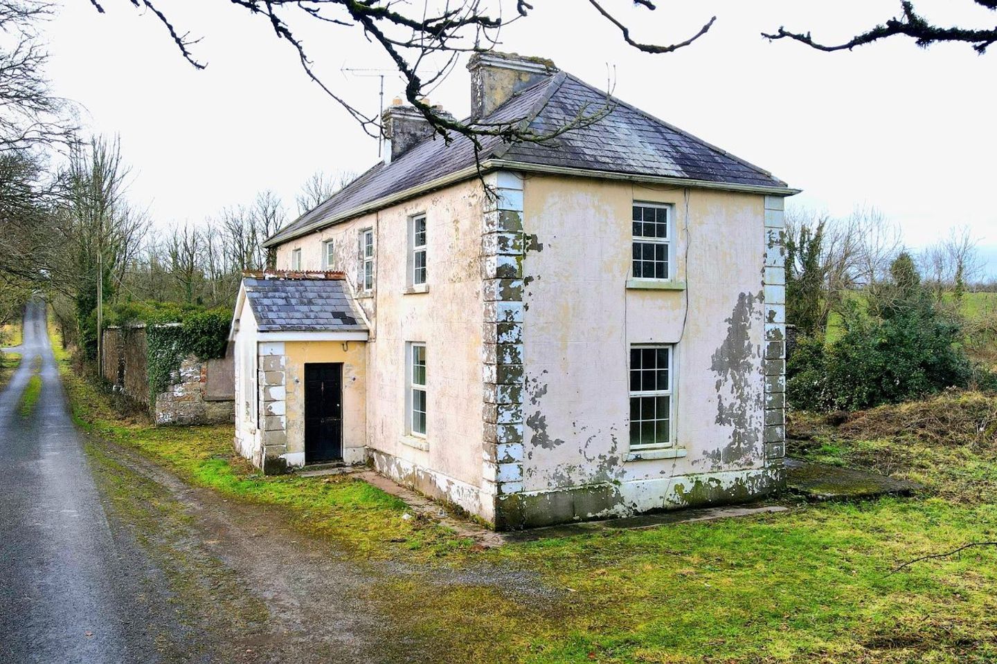 Moheedia House, Moheedian, Croghan, Co. Roscommon, F52YY75