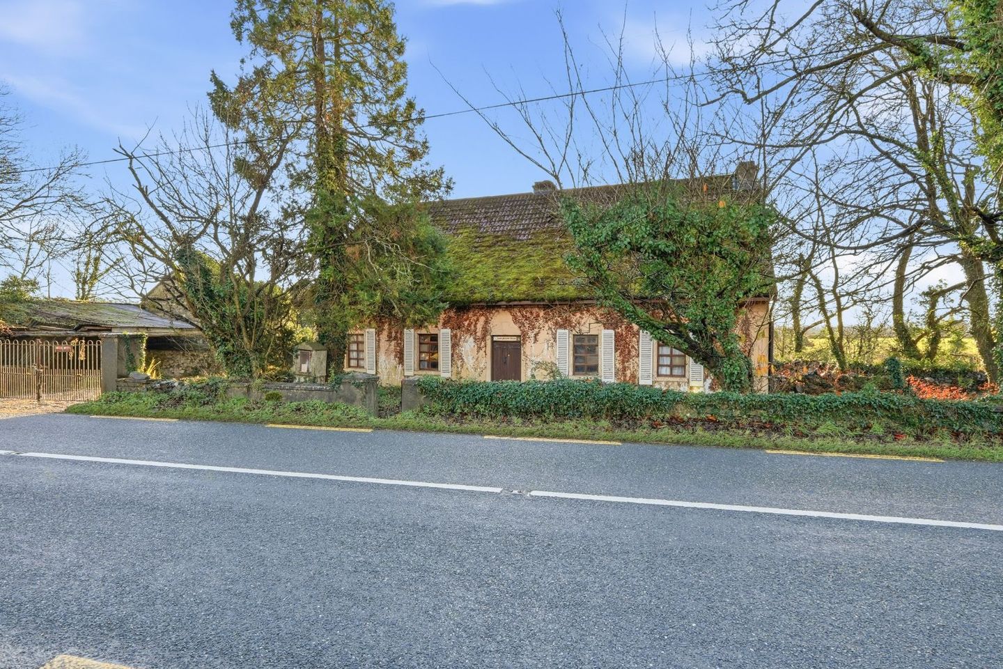 Lackaghmore House, Turloughmore, Lackagh, Co. Galway, H65YX50