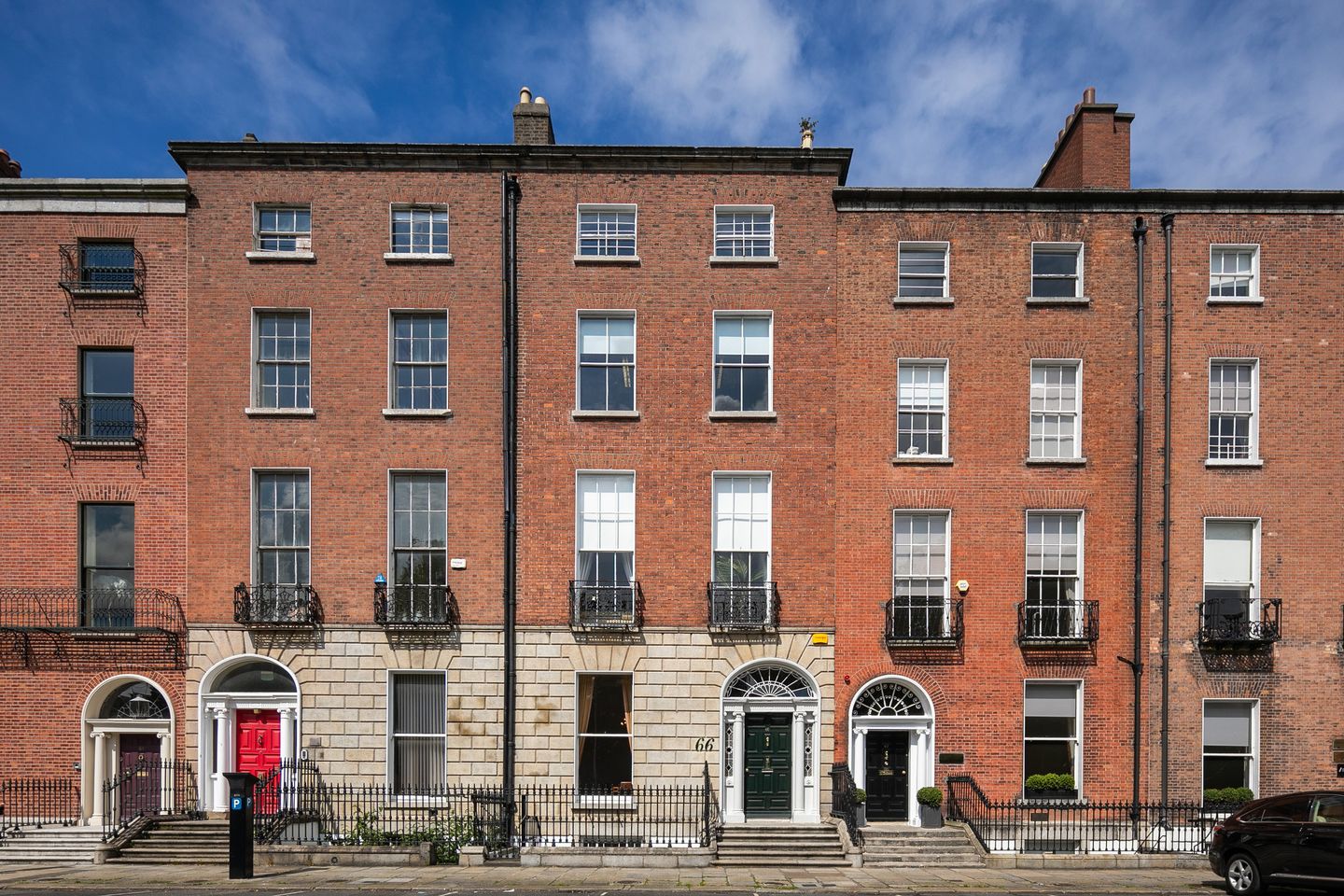 66 Fitzwilliam Square North, Dublin 2, D02AT27 is for sale on Daft.ie