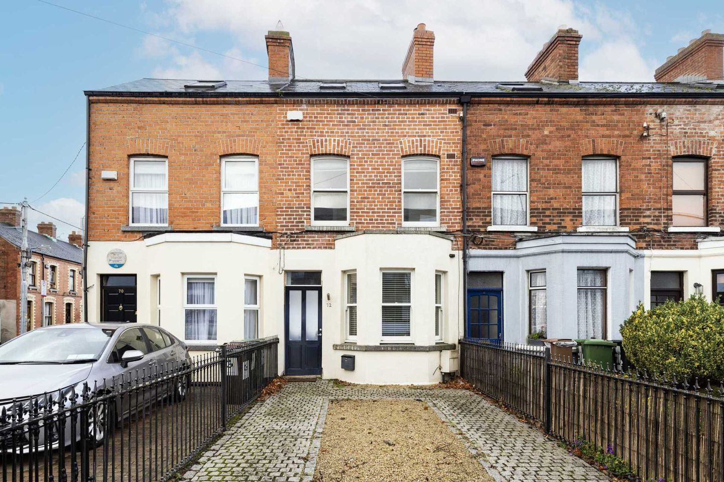 72 South Lotts Road, Ringsend, Dublin 4, D04K201 is for sale on Daft.ie