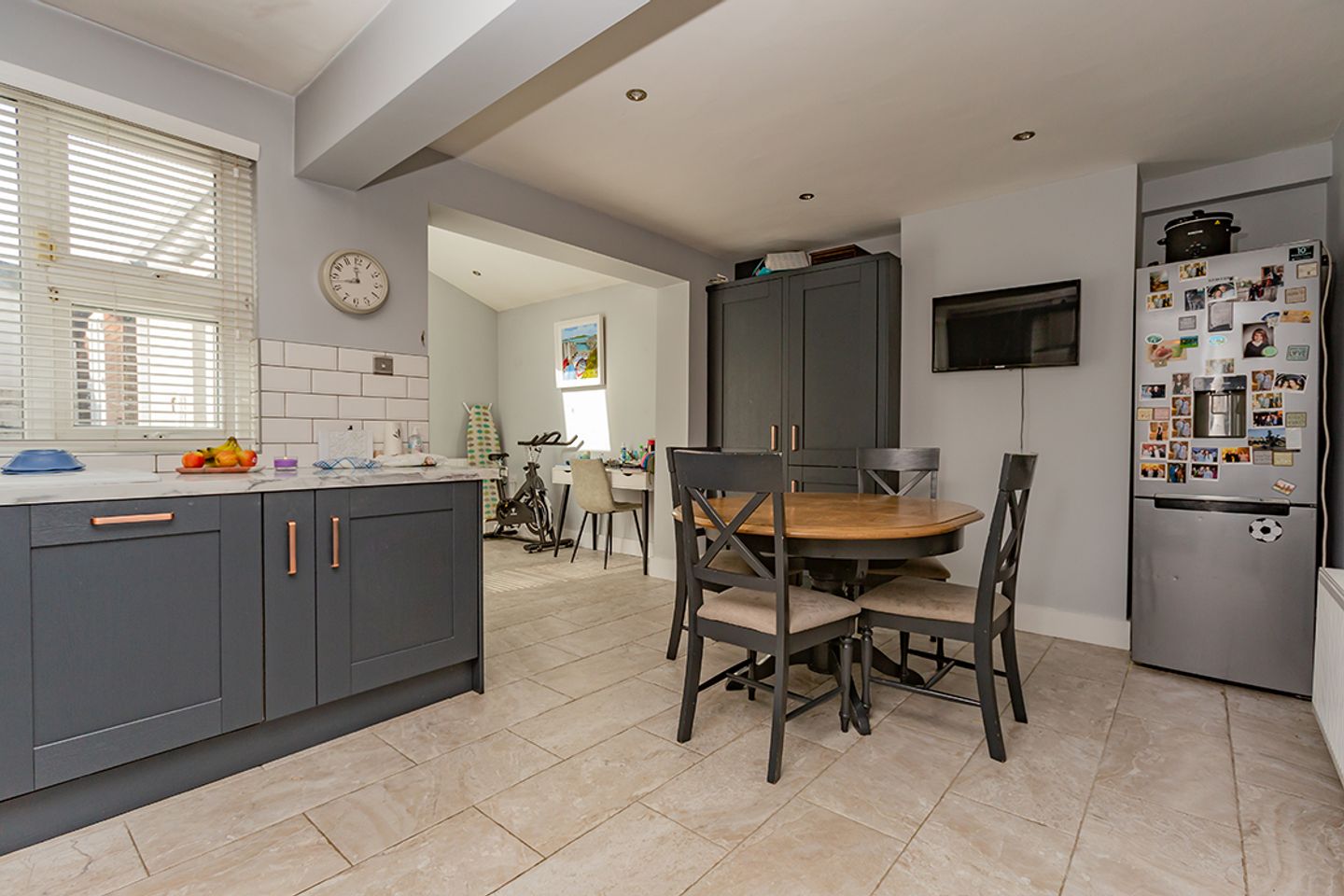 64 Walkinstown Avenue, Walkinstown, Walkinstown, Dublin 12 is for sale