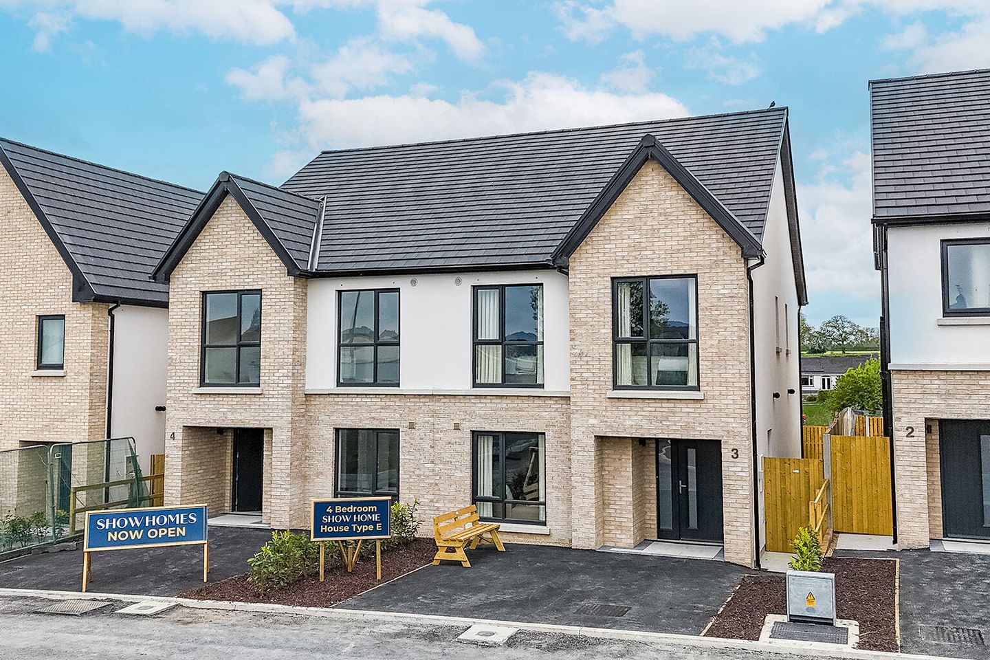Fountain Field, Fountain Field, Fountain Field, Dublin Road, Cloghabrody, Thomastown, Co. Kilkenny