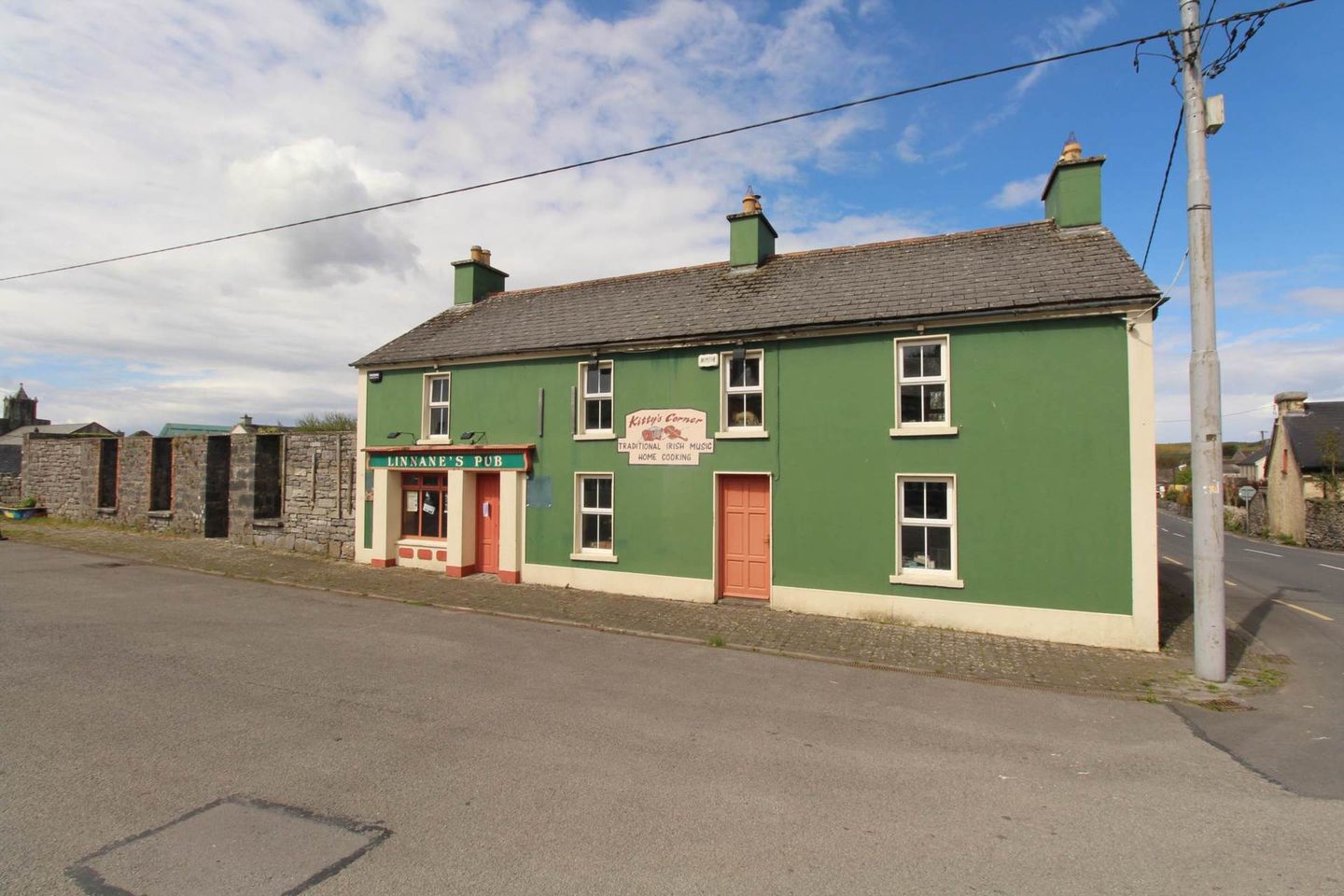 Commercial property for sale in Kilfenora, Co. Clare, V95TC61
