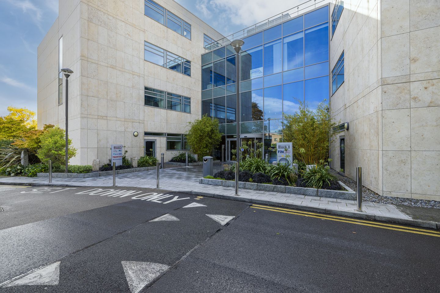 Commercial property for rent in First Floor, Block 3, Blackrock