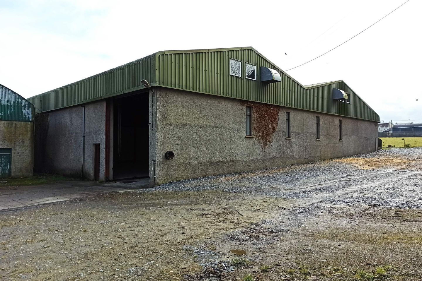 Commercial property for rent in Colehill, Newtown Cunningham, Co. Donegal