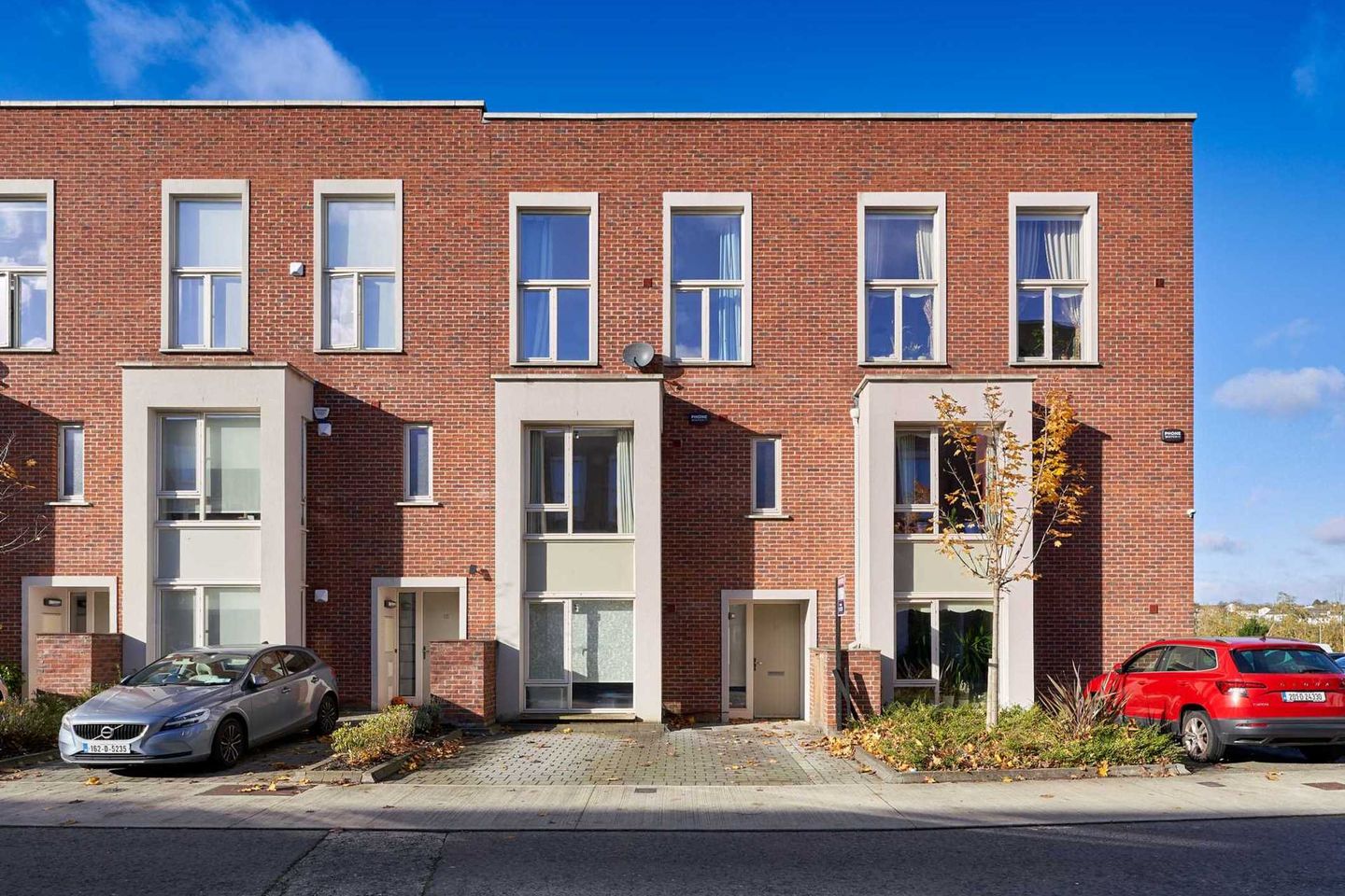 27 Bridge Avenue, Ashtown, Dublin 15 is for sale on Daft.ie