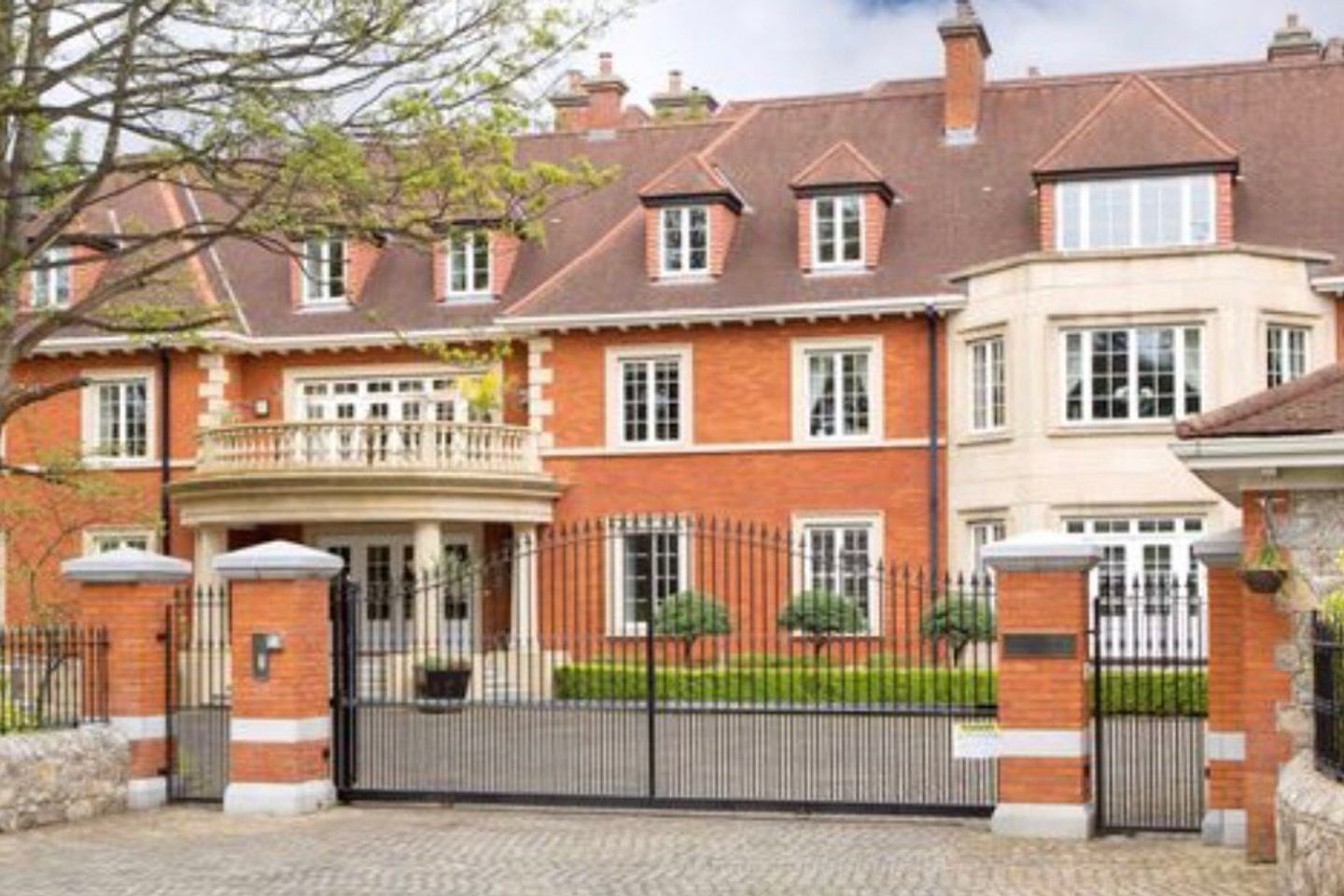 Apartment 14 , Hollybrook, Brighton Road, Dublin 18, Foxrock, Dublin 18