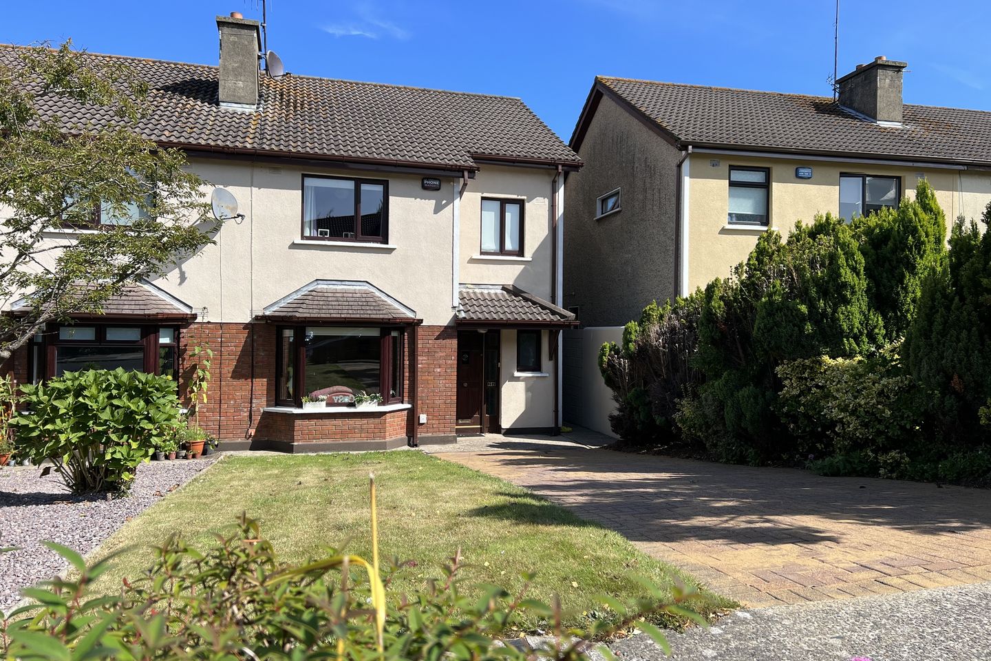 27 Priory Hall, Spawell Road, Wexford Town, Co. Wexford, Y35K0Y7 is for