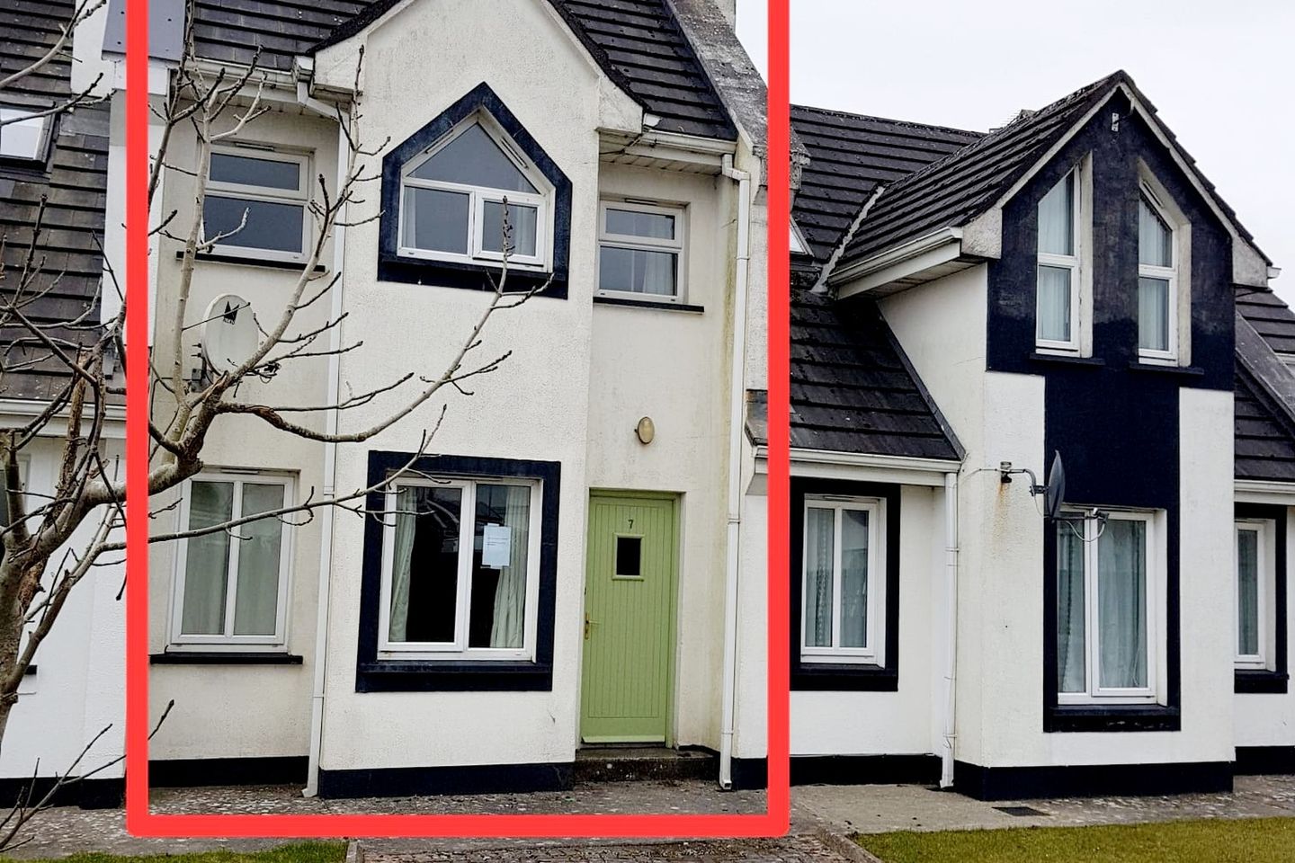 7 White Crest Village, Pier Road, Enniscrone, Co. Sligo, F26EA21 is for
