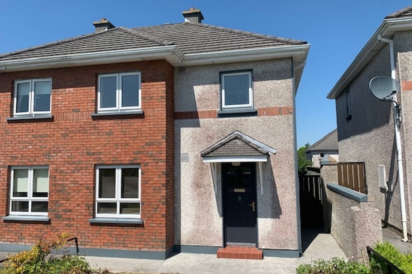 84 Rian Luachra, Ballybane, Galway City Centre, H91N8NR is for sale on