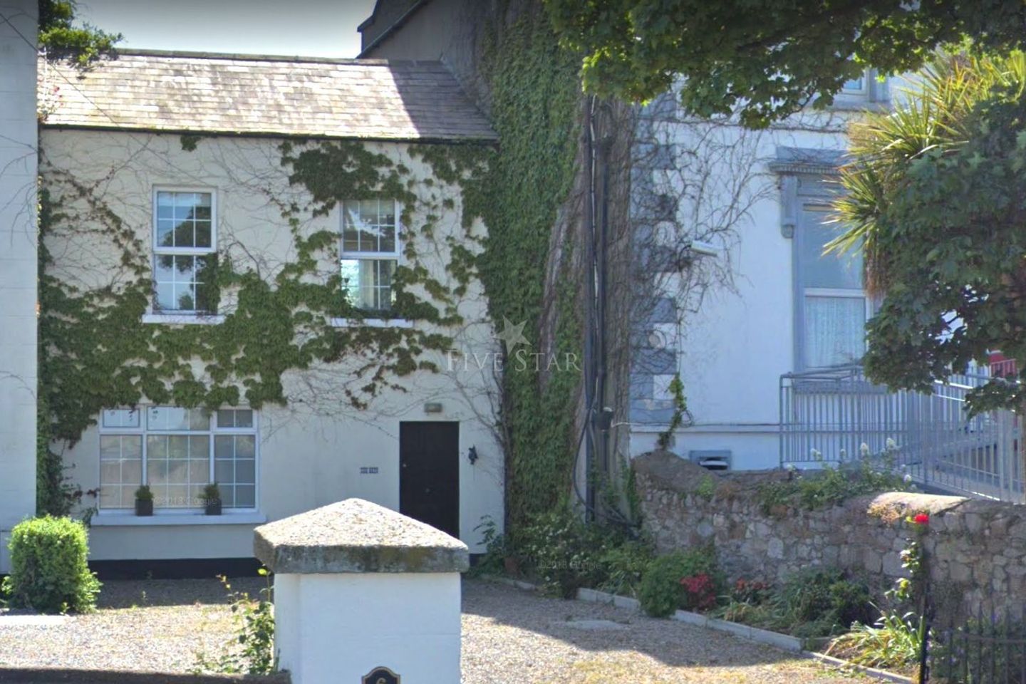 Holiday Homes in Tivoli Terrace Dun Laoghaire, Dun Laoghaire, Co