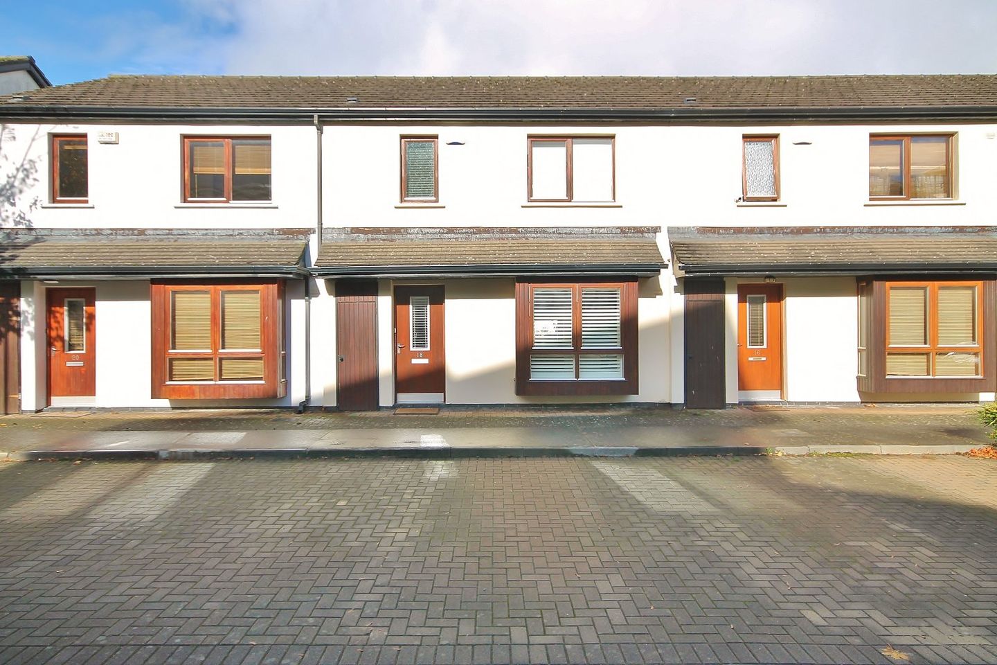 18 Hunters Place, Hunterswood, Ballycullen, Dublin 16, D24A2P1 is for