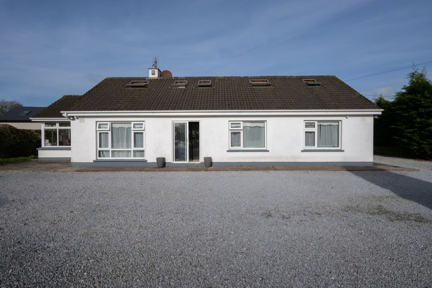 Willowbank, White's Cross, Co. Cork, T23HR64 is for sale on Daft.ie