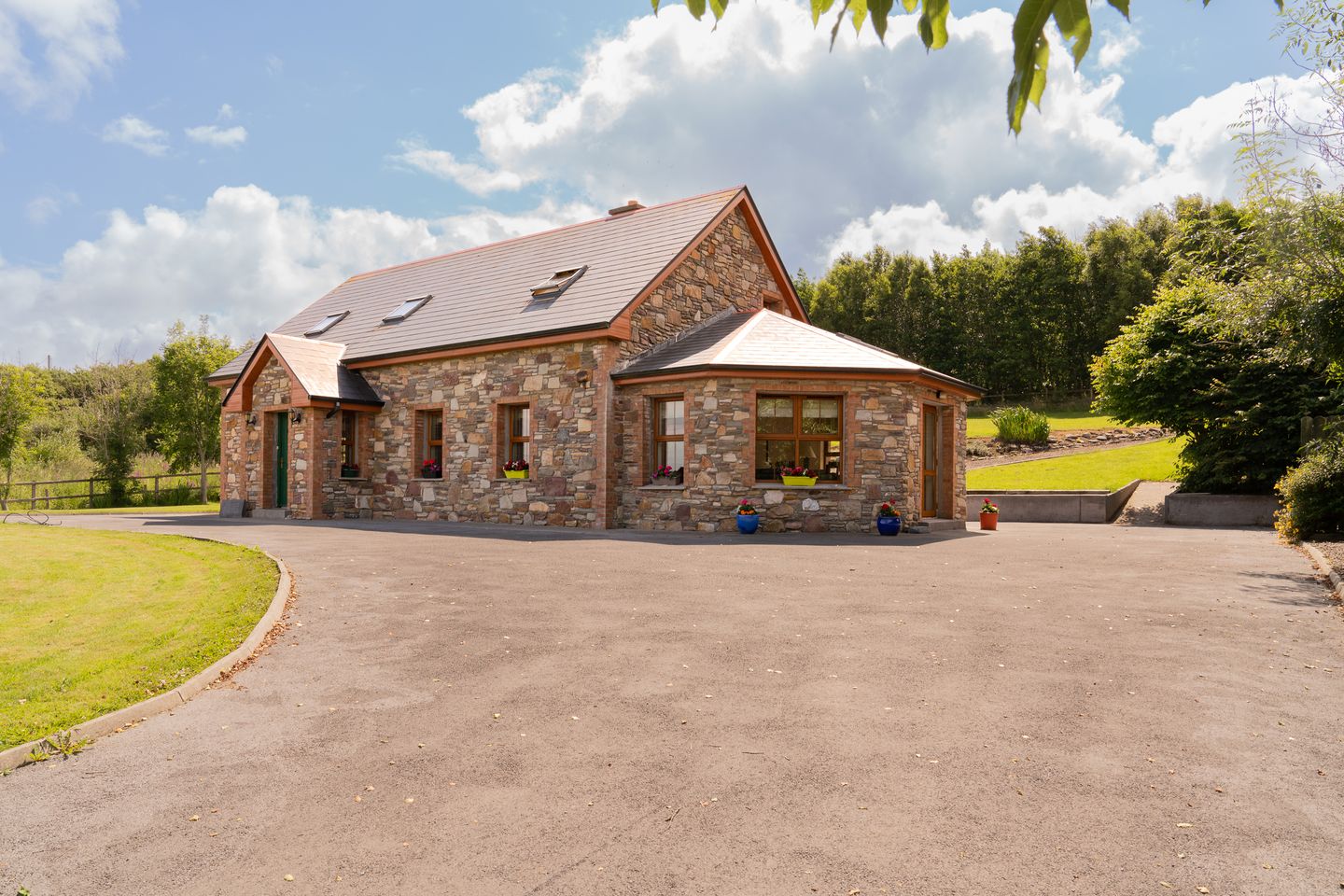 Cross, Kilmeena, Kilmeena, Co. Mayo is for sale on Daft.ie