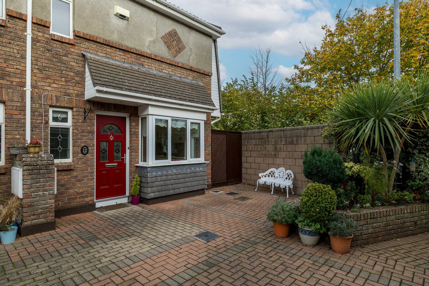 12 Broomfield Mews, Malahide, Co. Dublin is for sale on Daft.ie