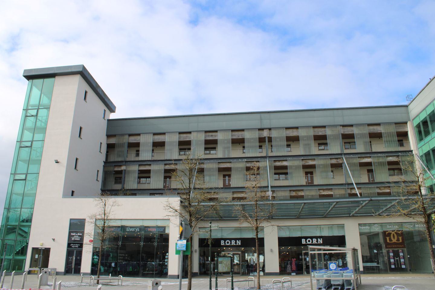 Apartment 11, Tuam Shopping Centre, Tuam, Co. Galway, H54HF74 is for