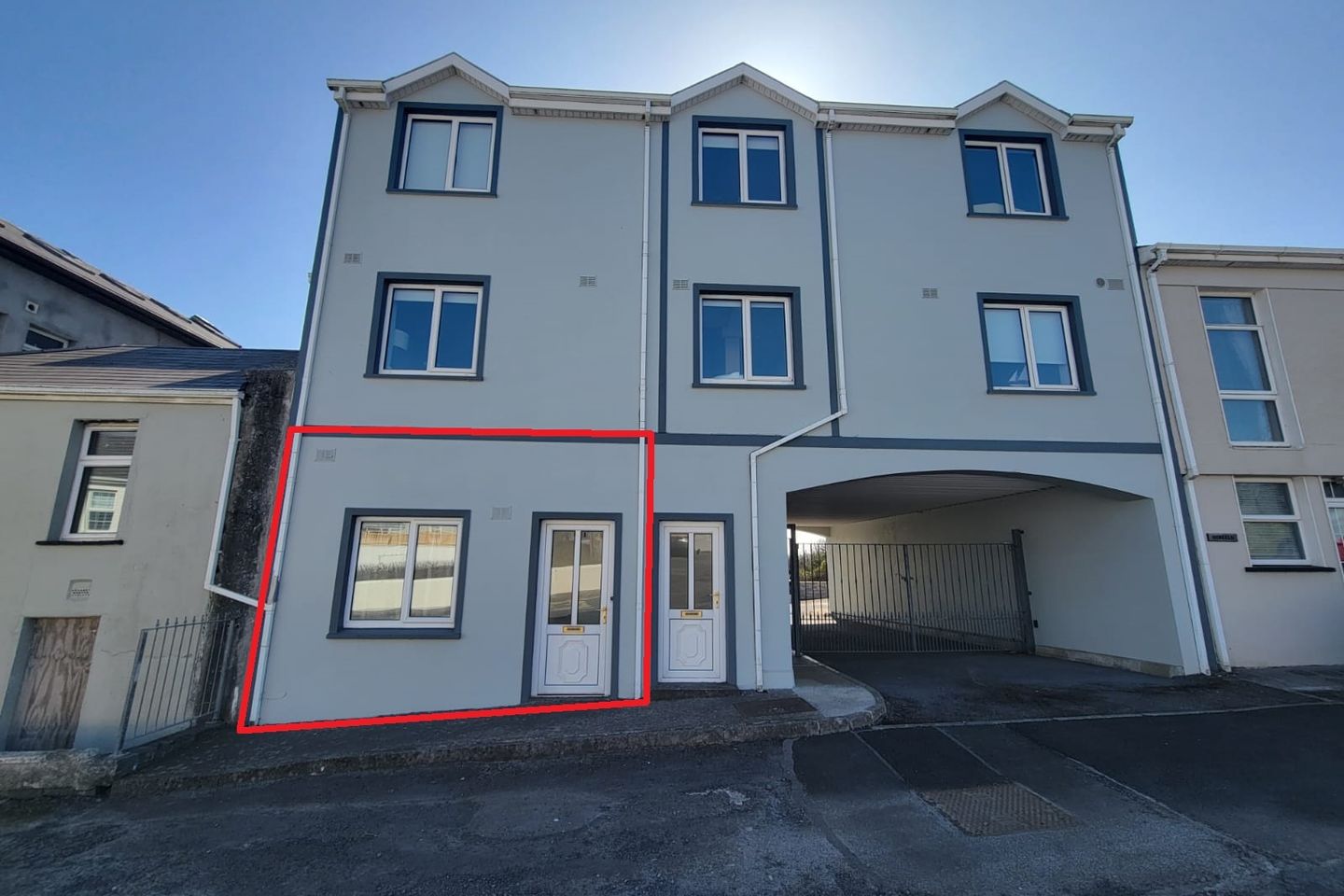 Merton Square, Kilkee, Co. Clare