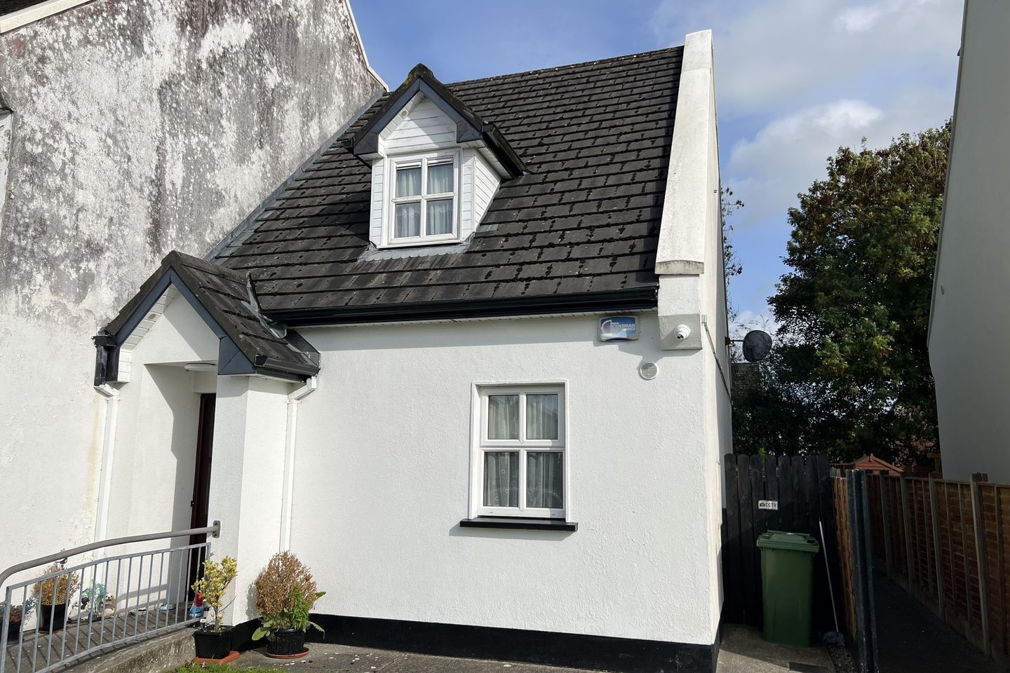 30 Hazel Lawns, Ballyhaunis, Co. Mayo, F35XY52 is for sale on Daft.ie