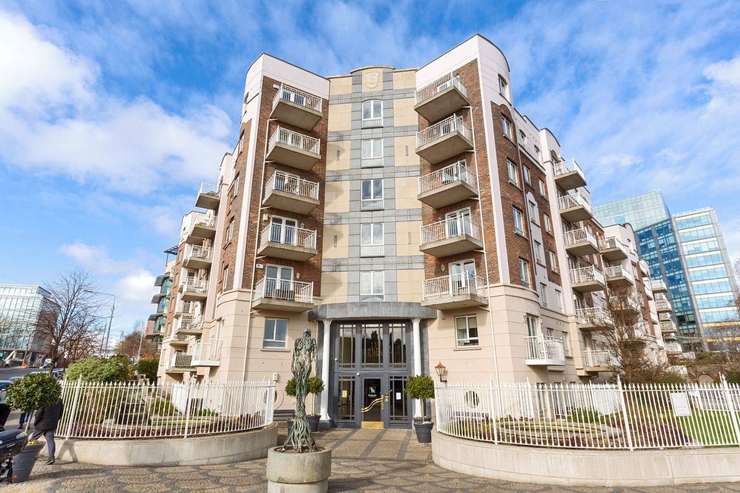 Apartment 35, The Lansdowne Block, Pembroke Square, Grand Canal Dock, Dublin 2, D04Y425