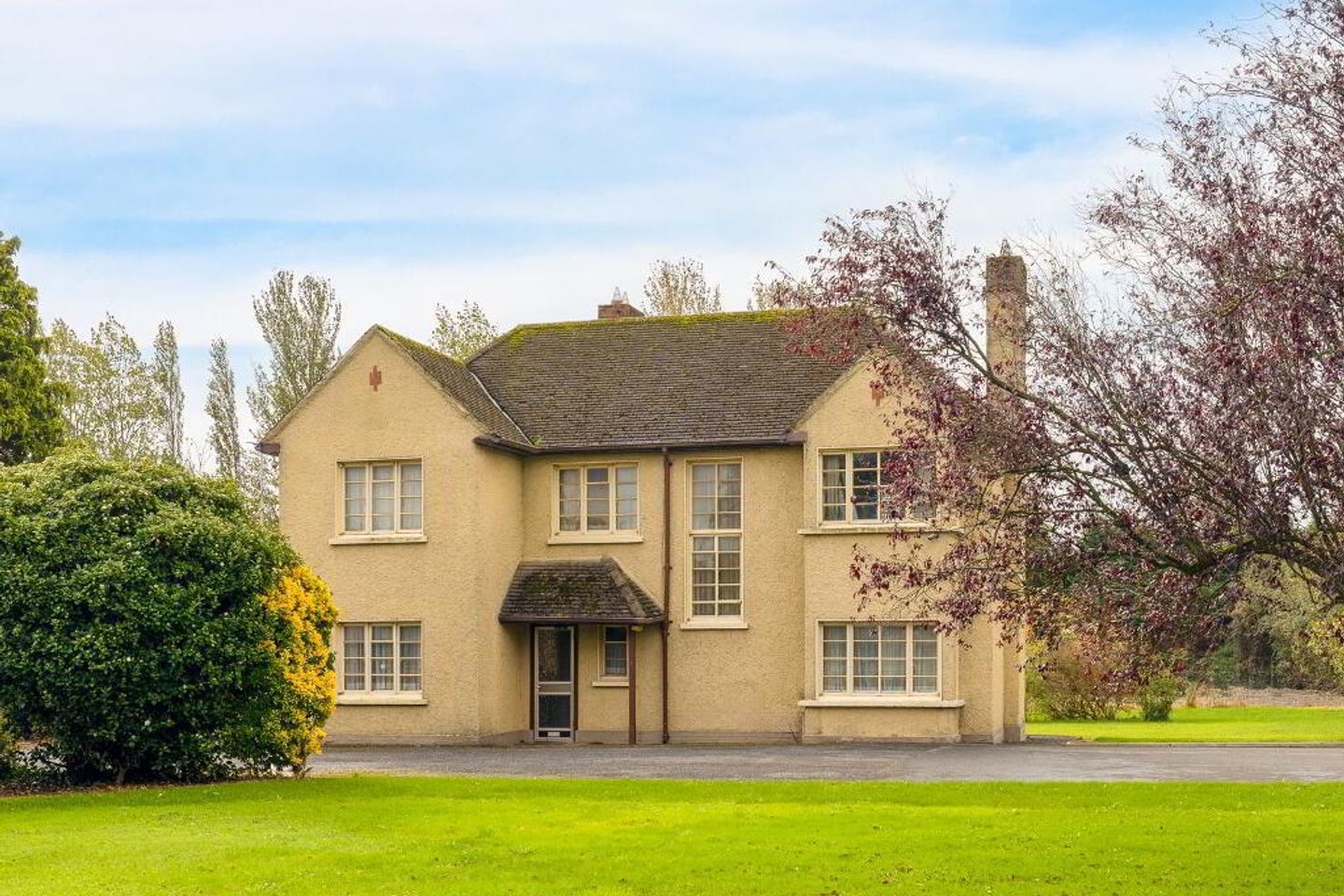 West House, Royal Oak Road, Bagenalstown, Co. Carlow, R21TK20 is for