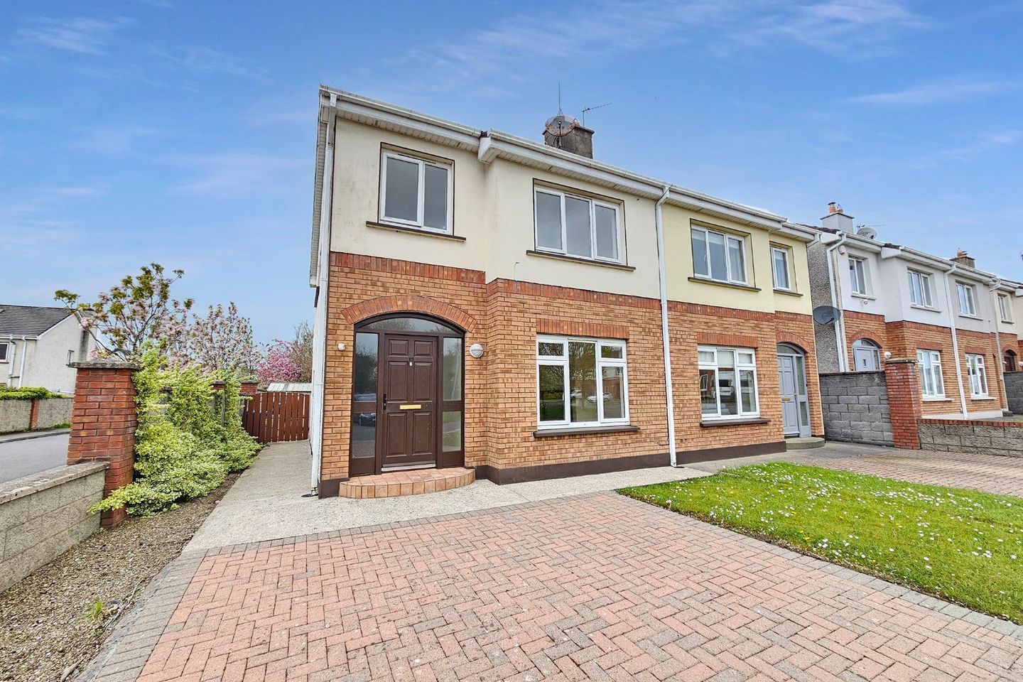 12 Glassan, Lahinch Road, Ennis, Co. Clare, V95V22Y is for sale on Daft.ie