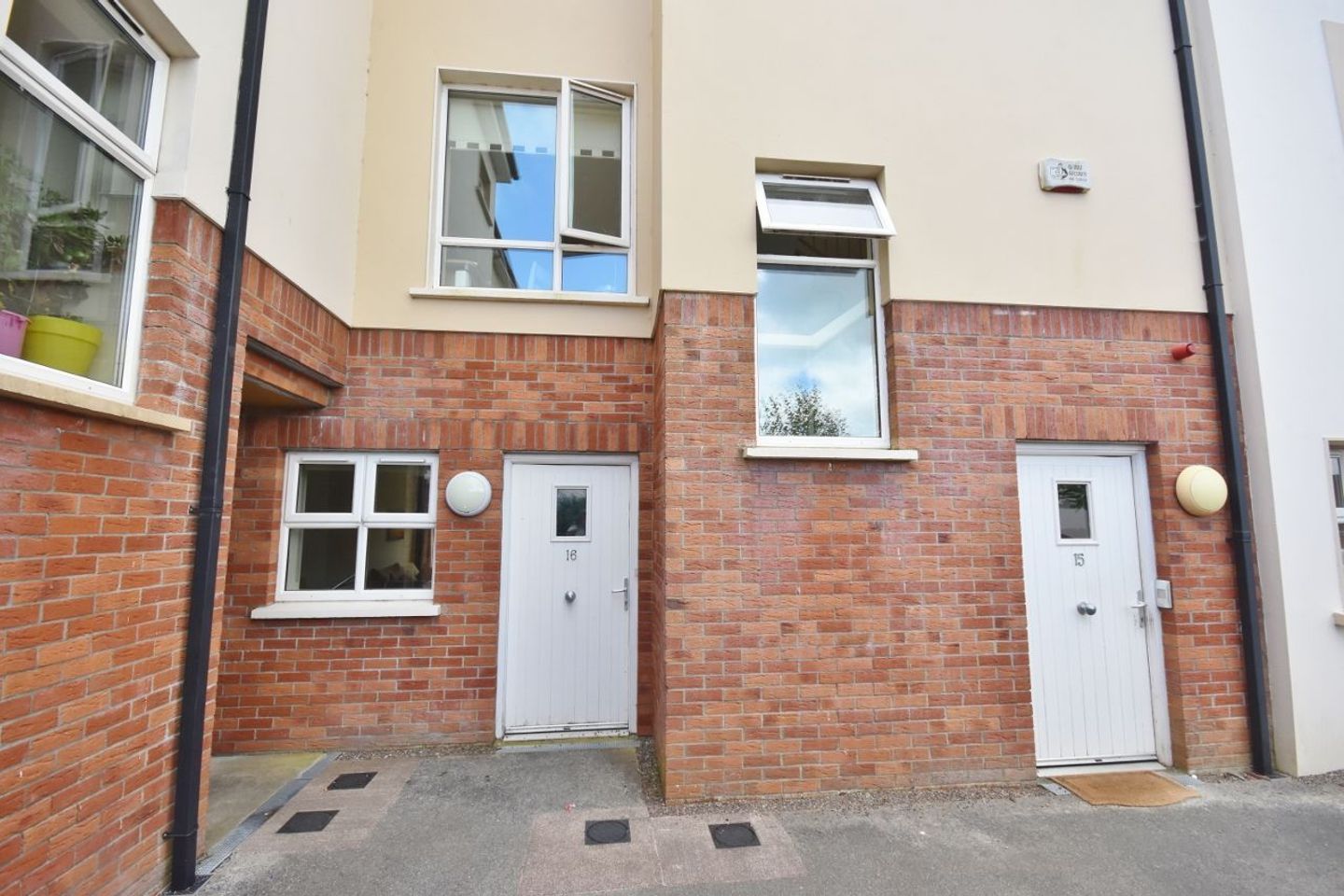 16 Brook Lodge House, Oakview Village, Tralee, Co. Kerry, V92HC64 is