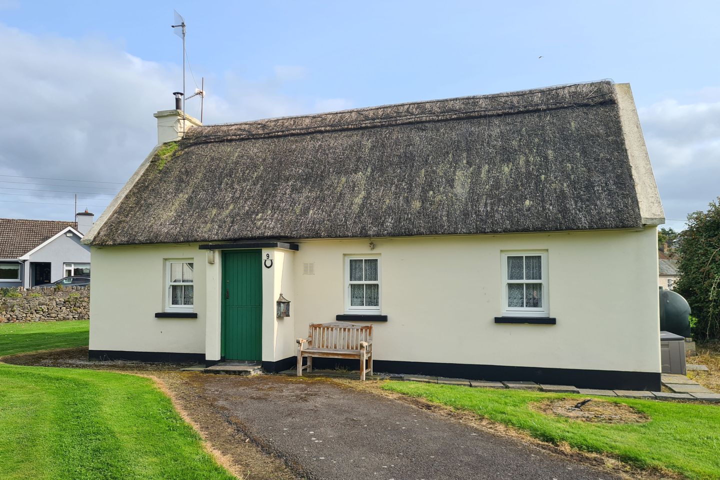 9 Holycross Cottages, Holycross, Thurles, Co. Tipperary, E41RX73 is for