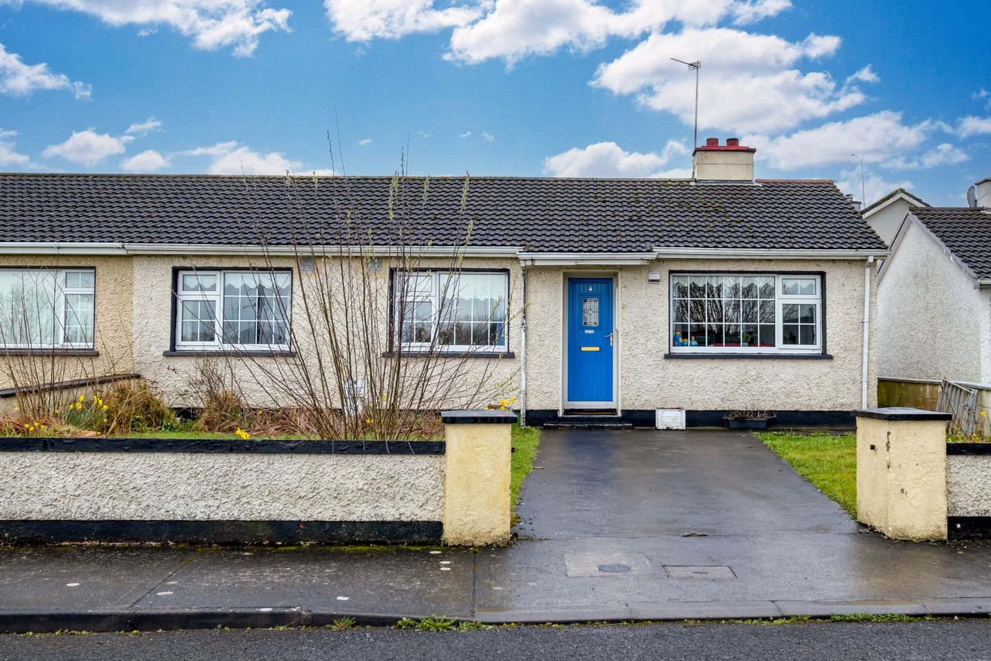 4 Woodview Terrace, Woodford, Co. Galway, H62VW86