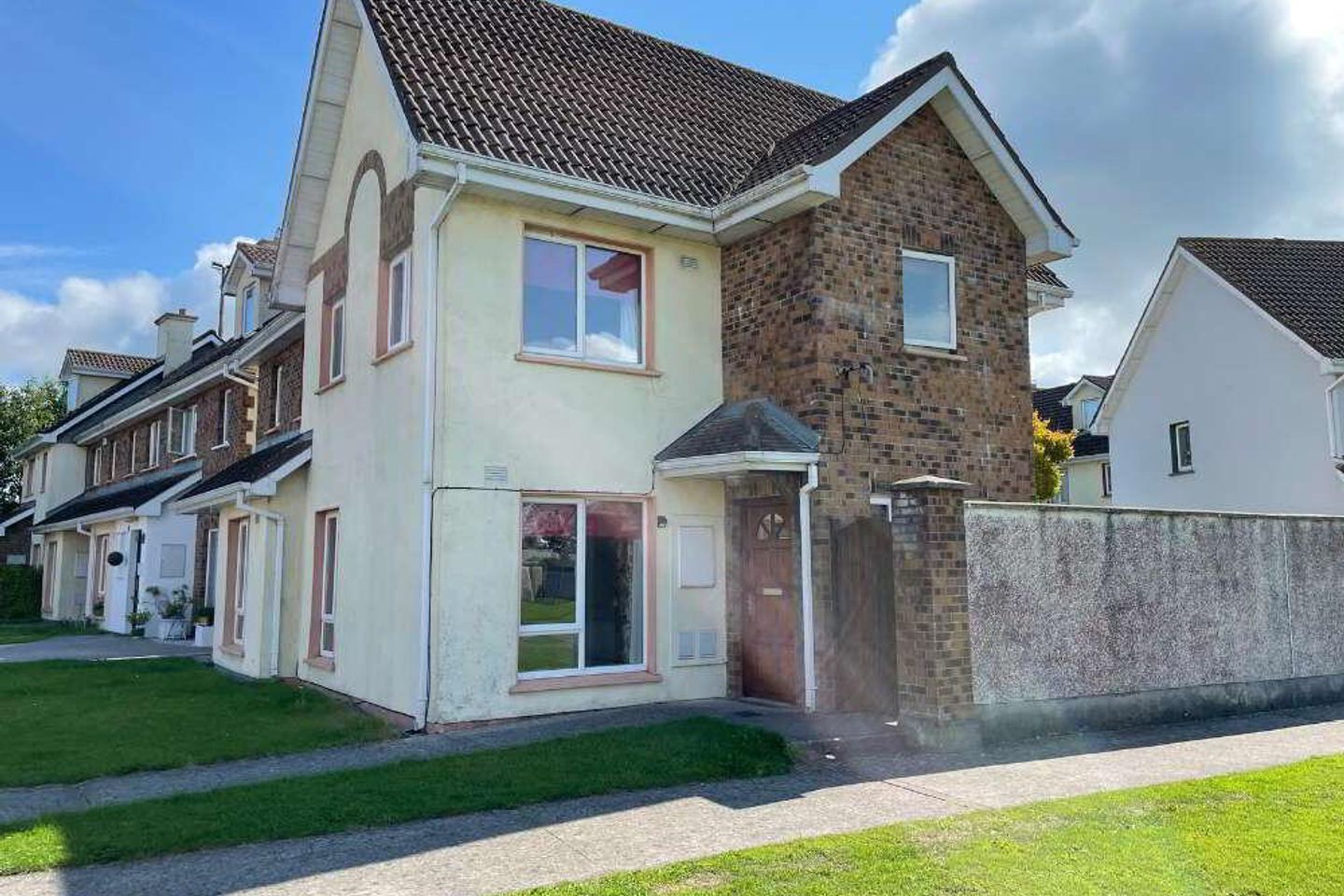 38 Cluain Na Greine, The Burgery, Dungarvan, Co. Waterford, X35YE35