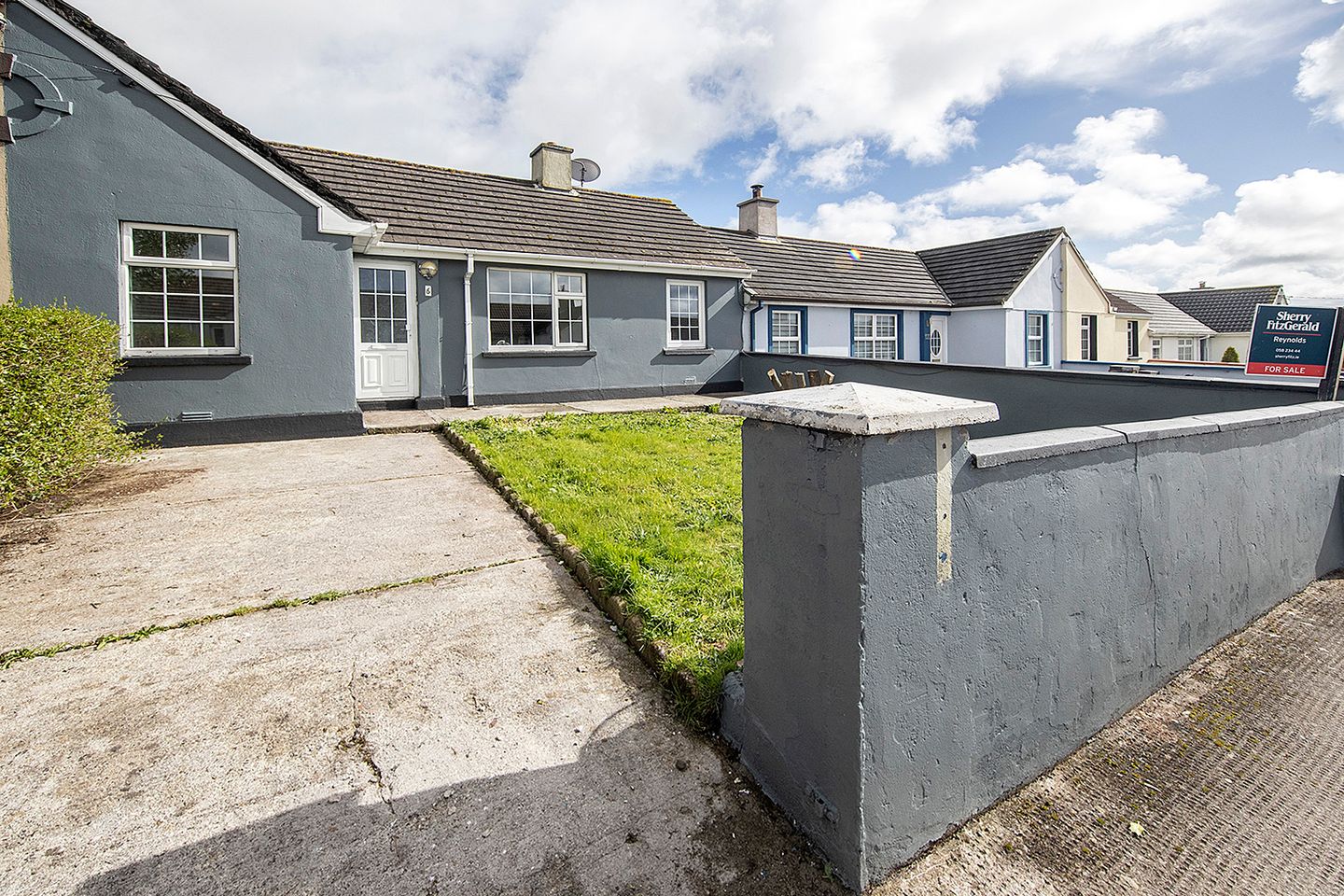 6 Congress Villas, Dungarvan, Co Waterford, X35TP66 is for sale on Daft.ie