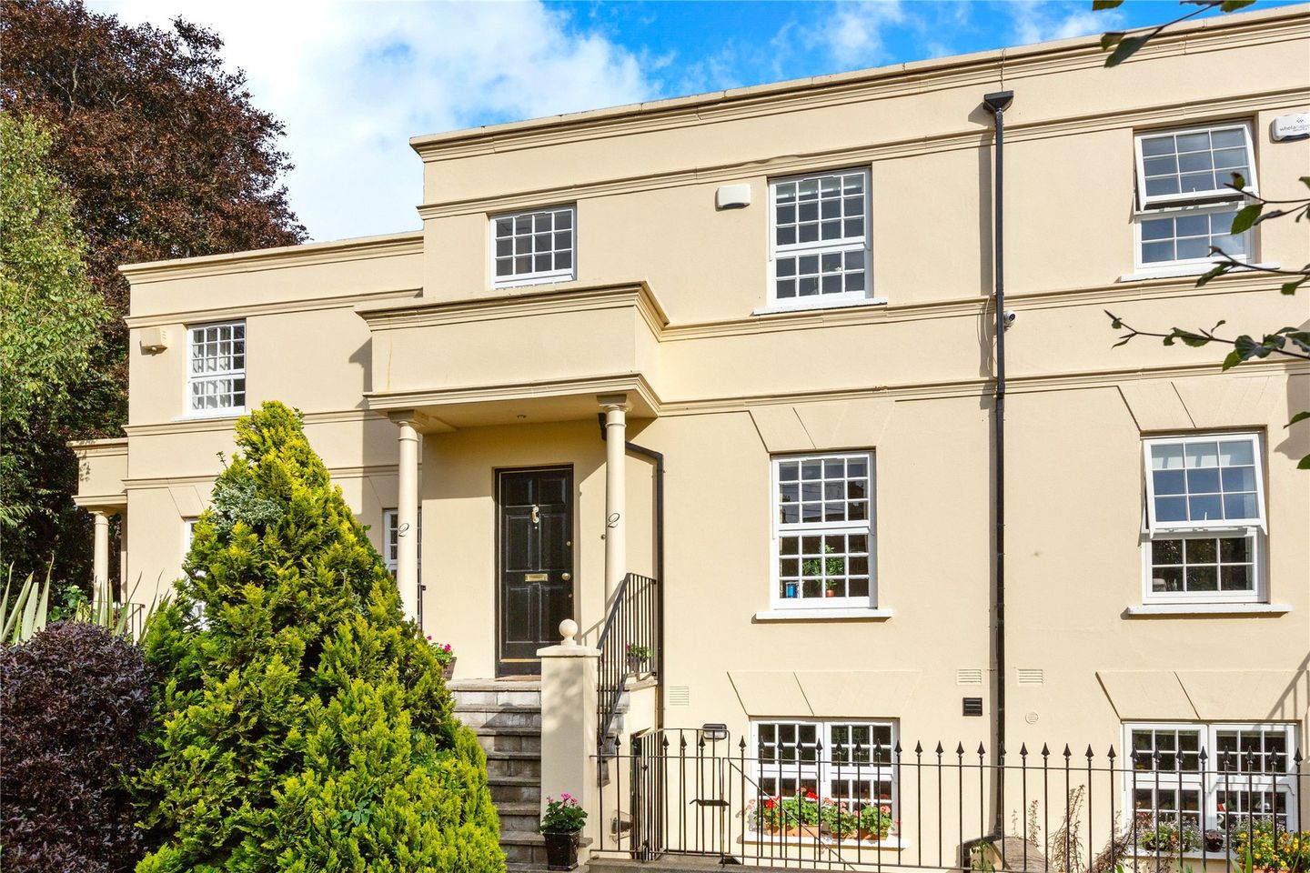 2 Monkstown Gate, Pakenham Road, Monkstown, Co. Dublin, A94E5X0