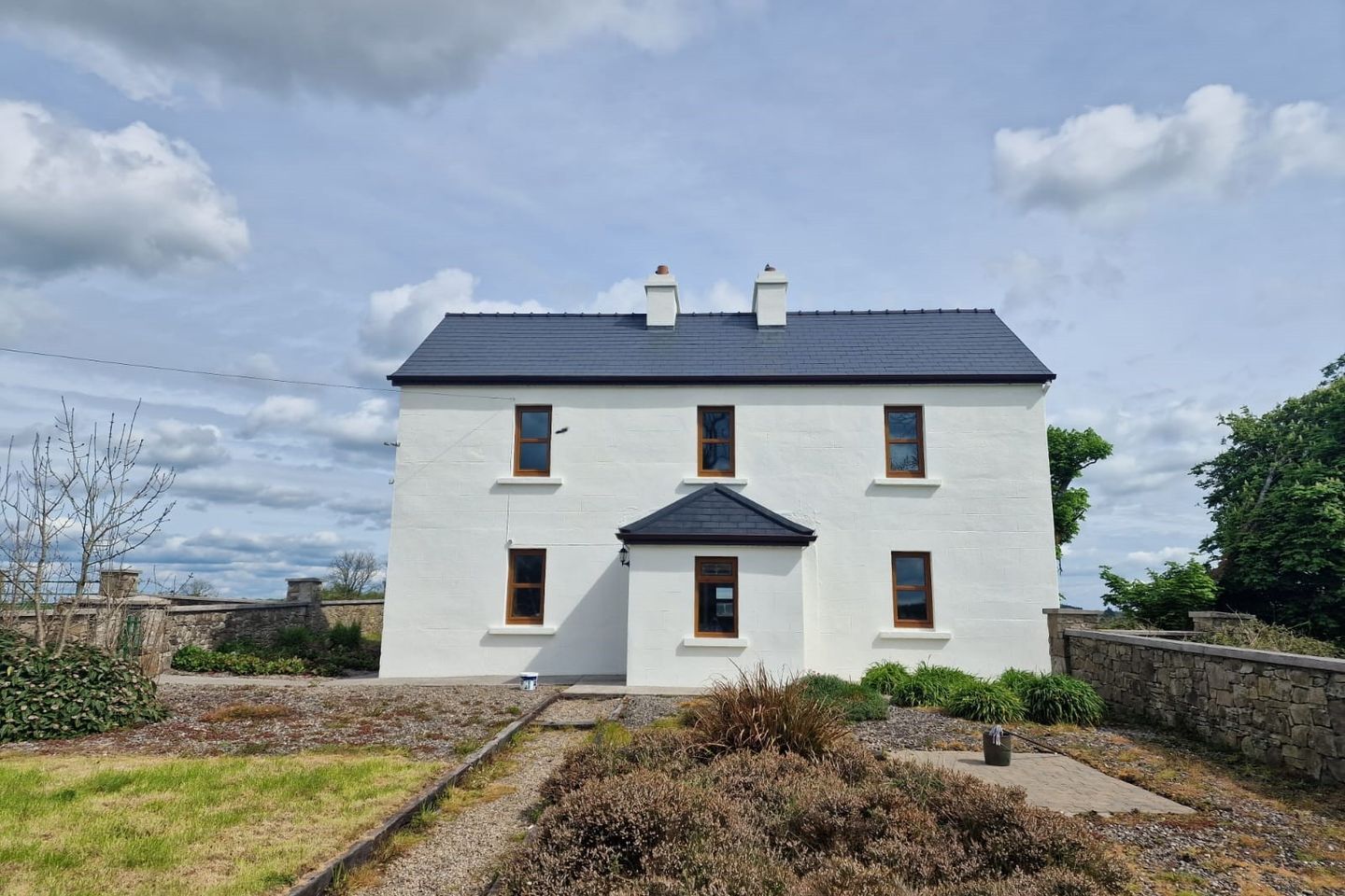 House on C.26 acres of prime lands at Brackloon, Castlerea, Co