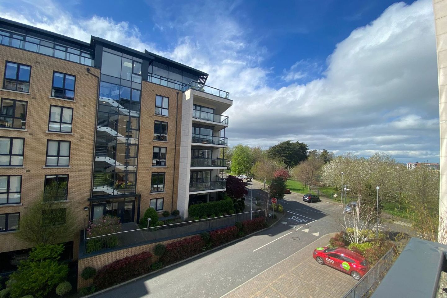 ,Leona,Honey Park,Dun Laoghaire,Co. Dublin, Glenageary, Co. Dublin