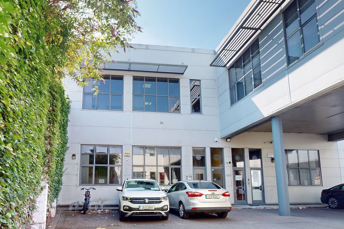 Units 17 & 17a Bridgecourt Office Park, Walkinstown, Dublin 12