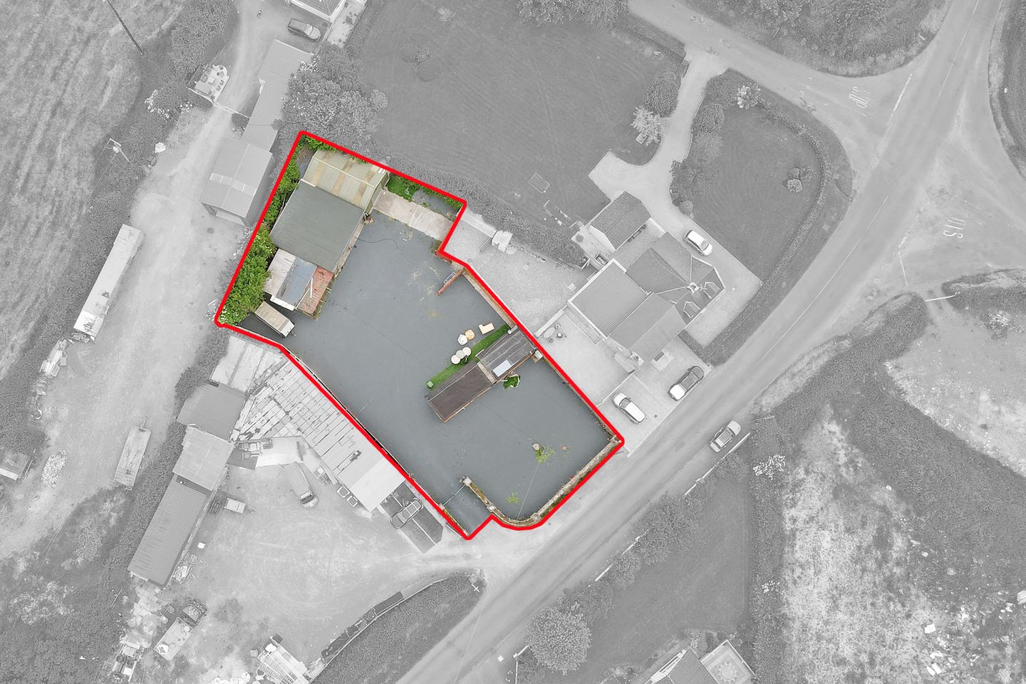 Commercial property for rent in Black Road Newport Co Tipperary