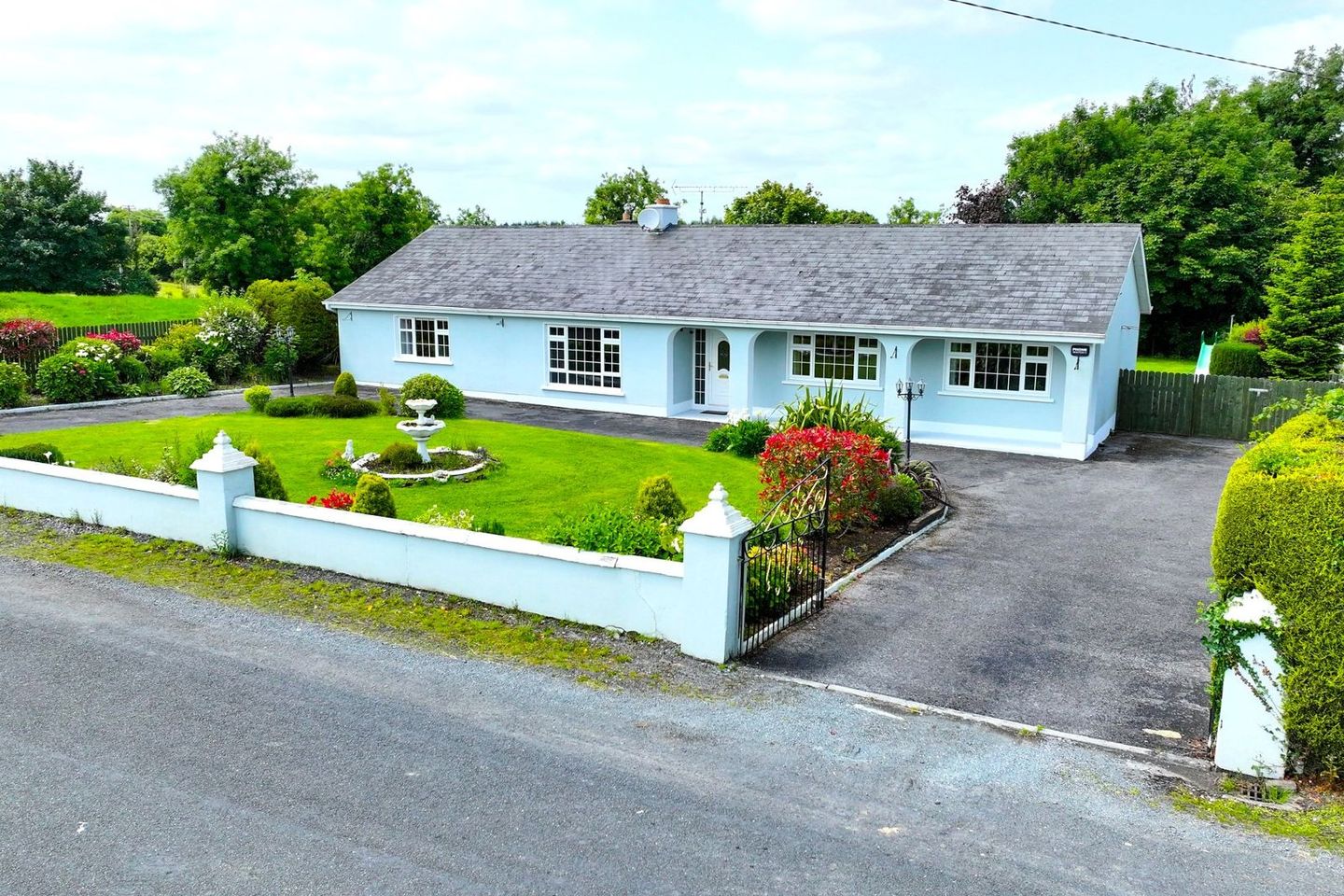 Cloonaugh Lower, Drumlish, Newtownforbes, Co. Longford, N39AD76 is for