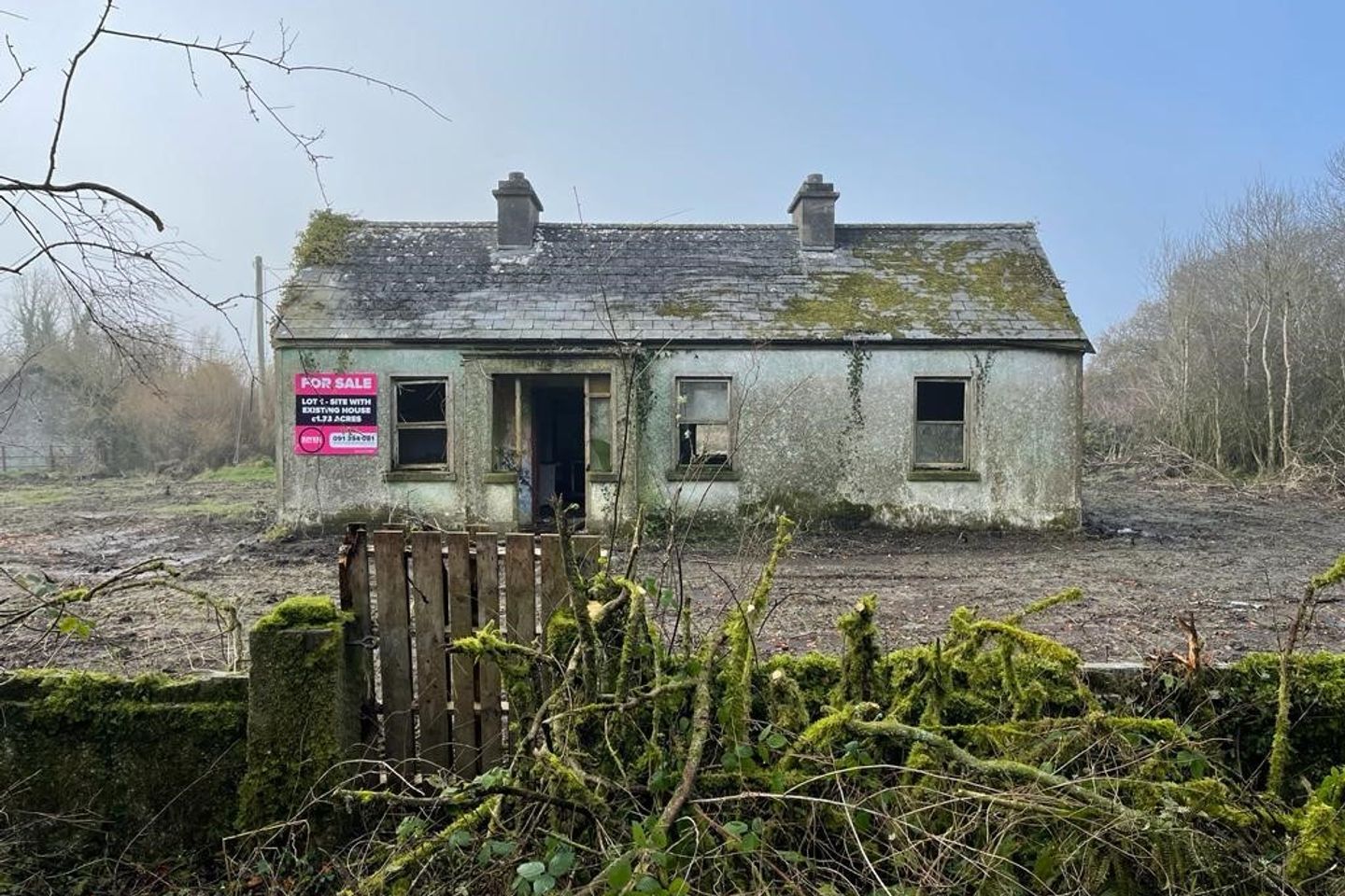 Commercial property for sale in Farm Williamstown, Ballymoe, Co. Galway