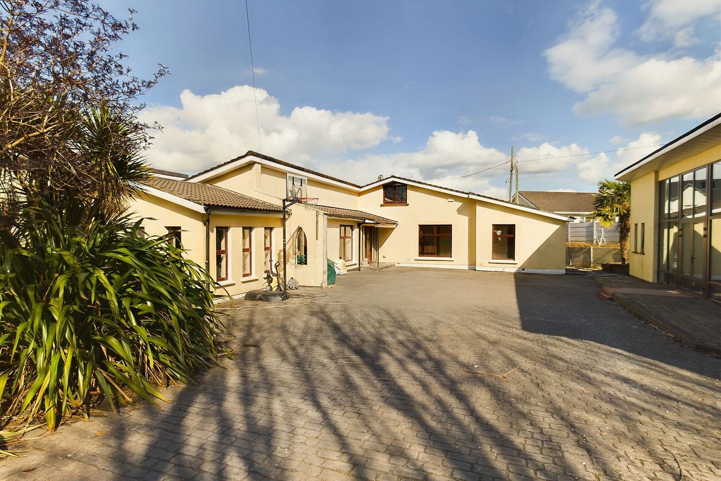 Shannon House, Shannonpark, Carrigaline, Co. Cork, P43WK25 is for sale