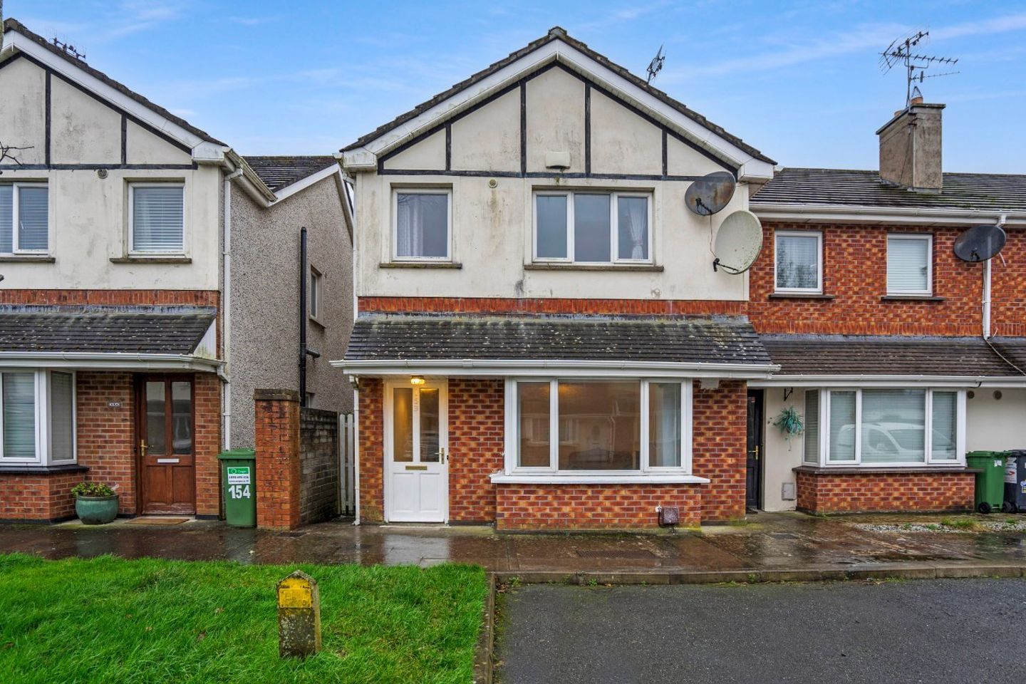 153 Riverside Drive, Red Barns Road, Dundalk, Co. Louth, A91X25P is for