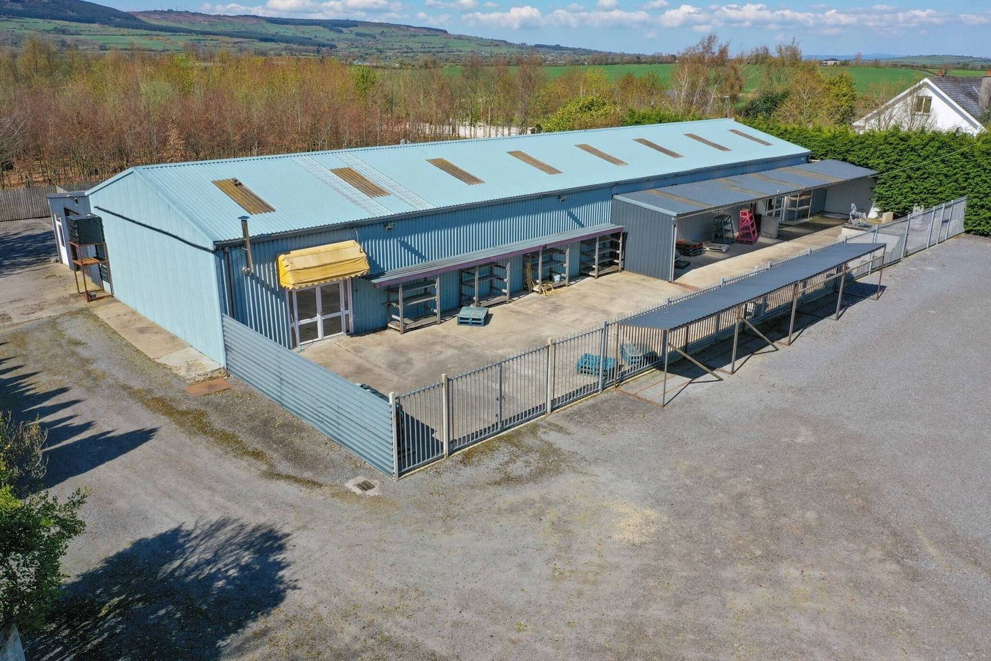 Commercial property for sale in Commercial Premises On C. 3 Acres, Knocka, Templemore, Co