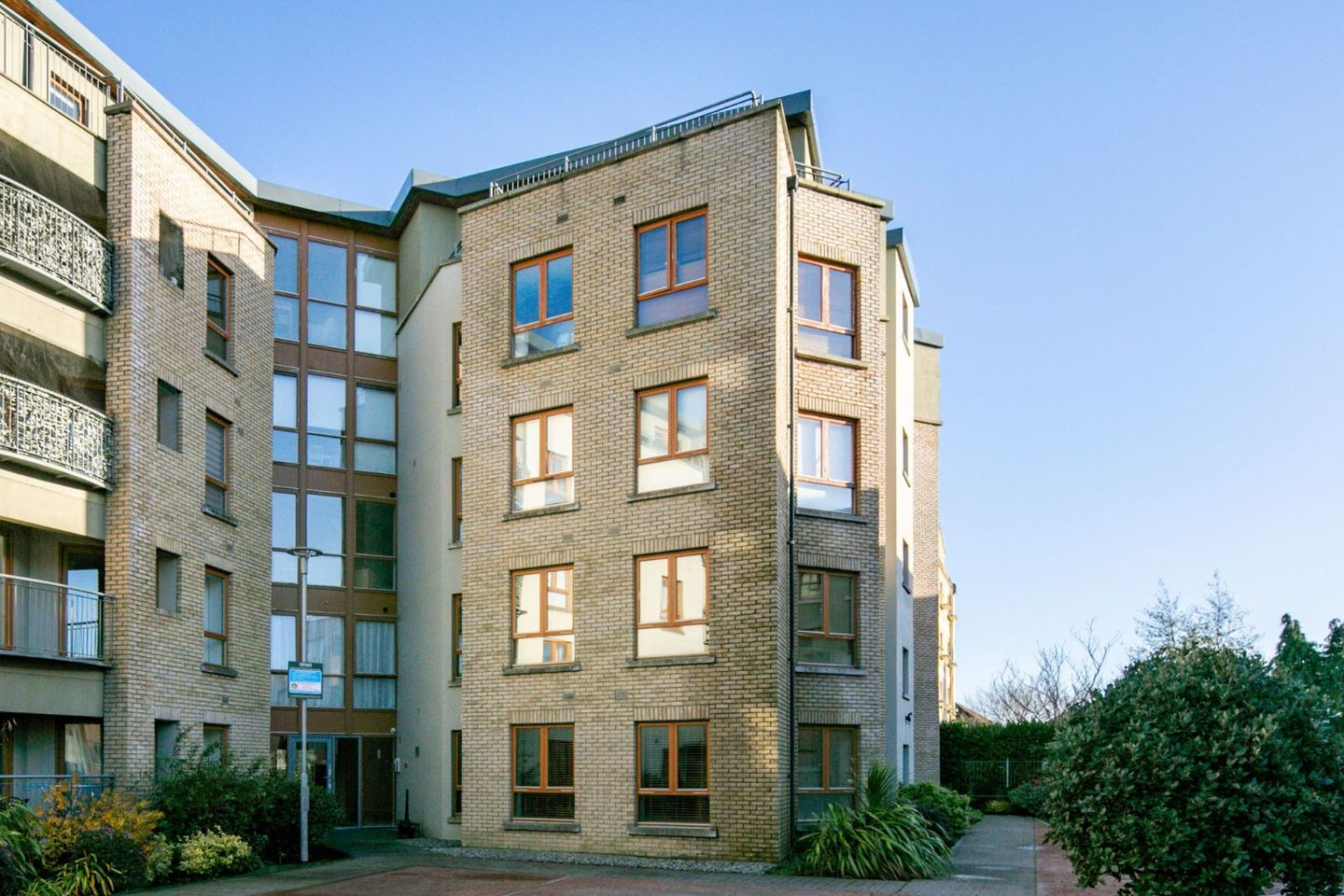 Apartment 43, The Gallan, Granitefield Manor, Rochestown Avenue, Dun Laoghaire, Co. Dublin, A96XR59