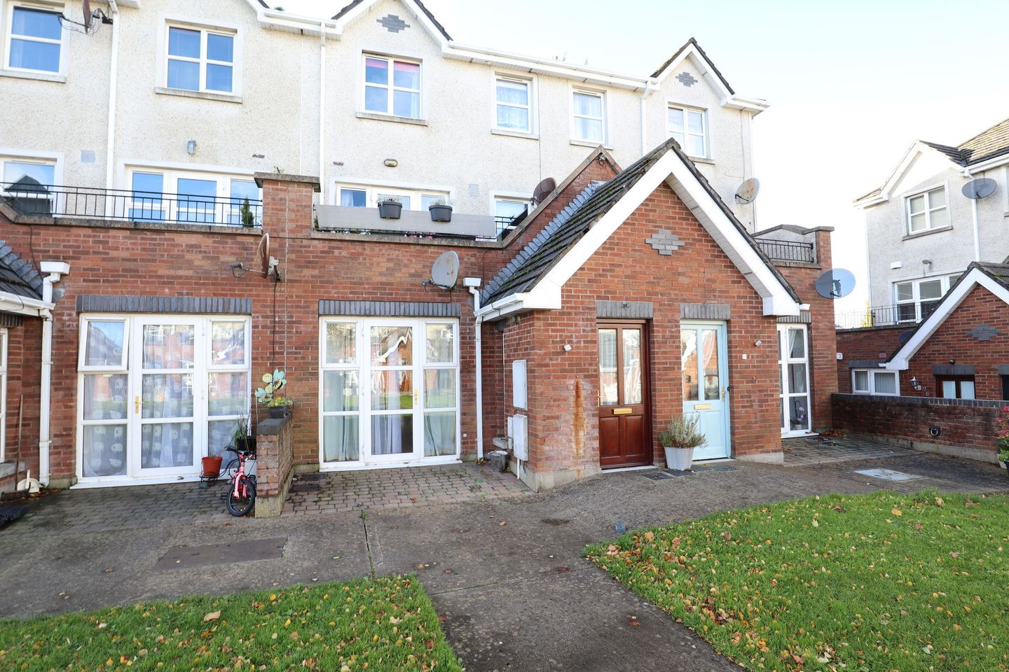 20 The Grove, Martello Village, Drogheda, Co. Louth, A92FW63 is for