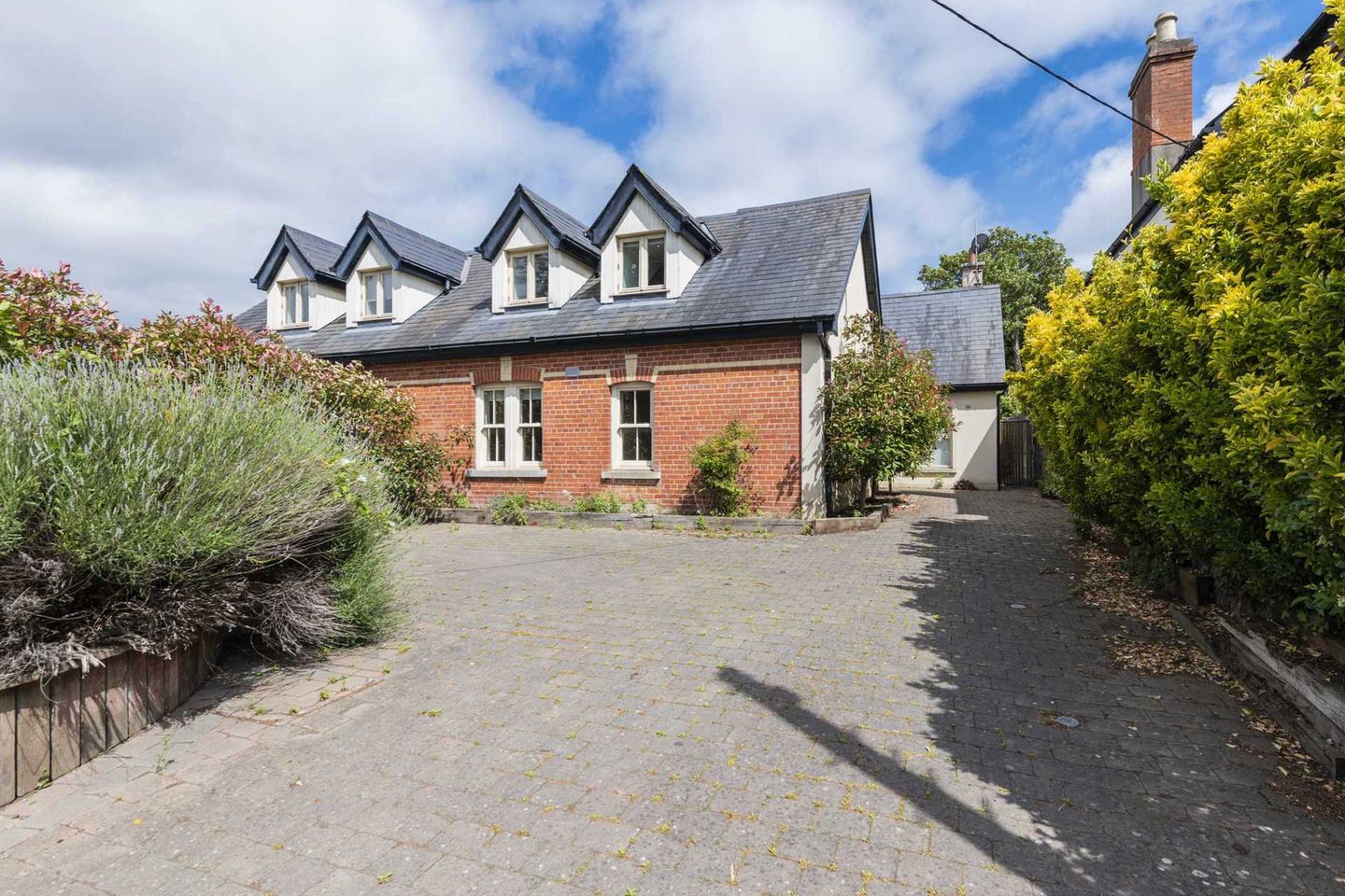 2 Church Cottages, Malahide, Co. Dublin, K36YA25