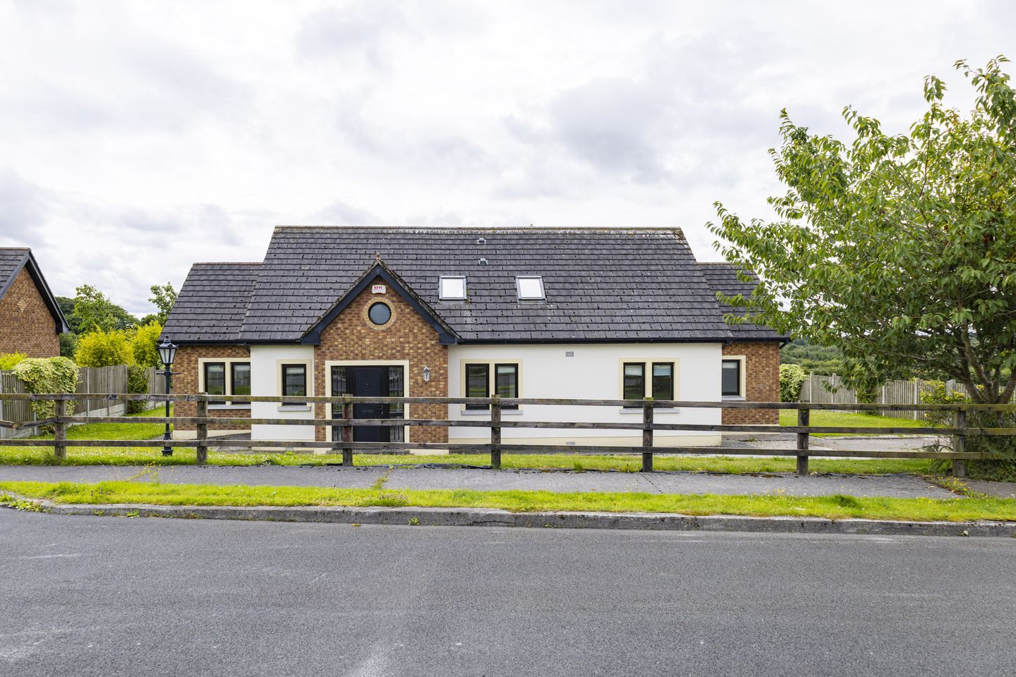 27 Lios an Ri, Clogharinka, Broadford, Co. Kildare, W91P524 is for sale