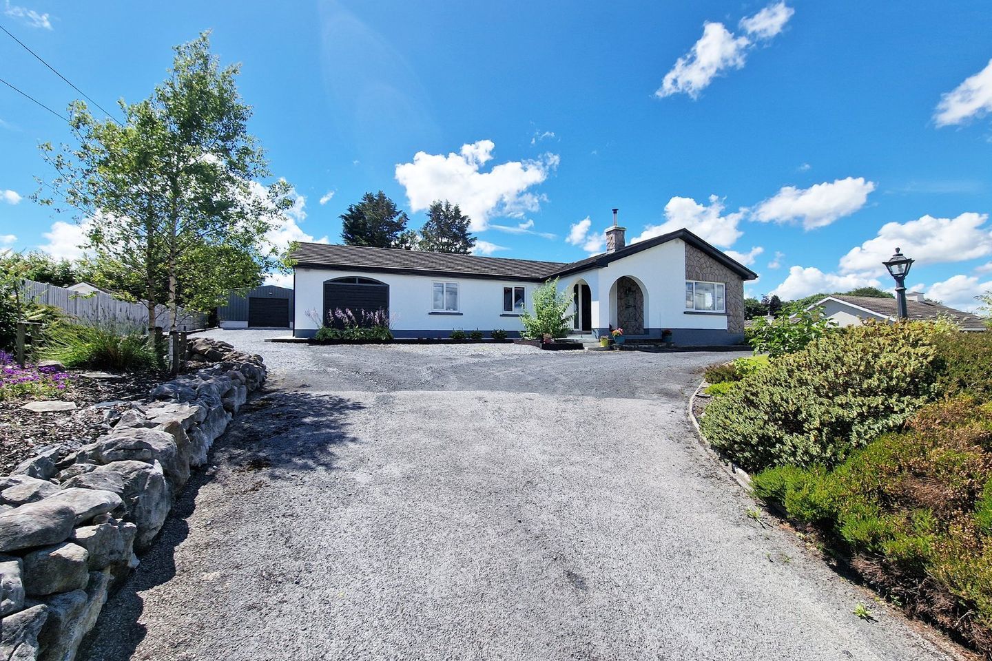 Roslevan, Tulla Road, Ennis, Co. Clare, V95KWP1 is for sale on Daft.ie