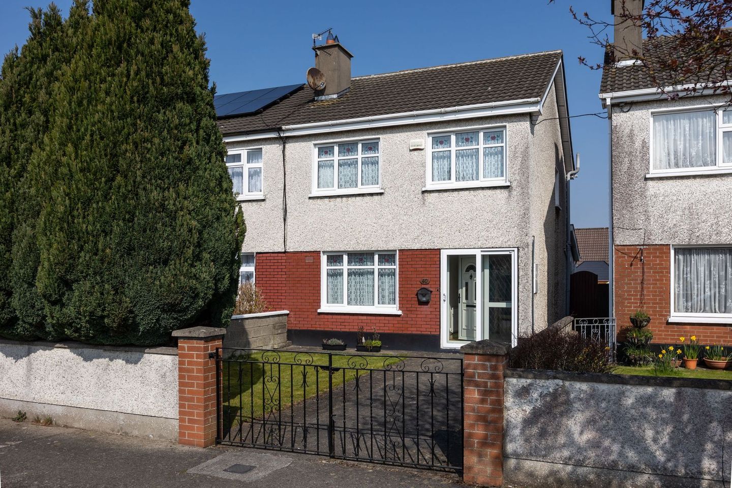 40 Meadow Drive, Hartstown, Hartstown, Dublin 15 is for sale on Daft.ie