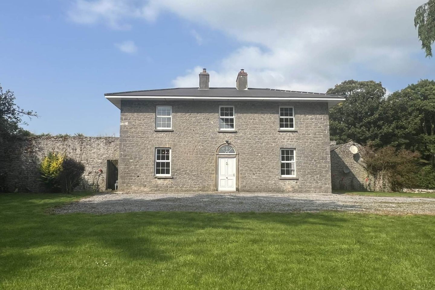 Commercial property for sale in The Glebe, Coolmoyne, Fethard, Co