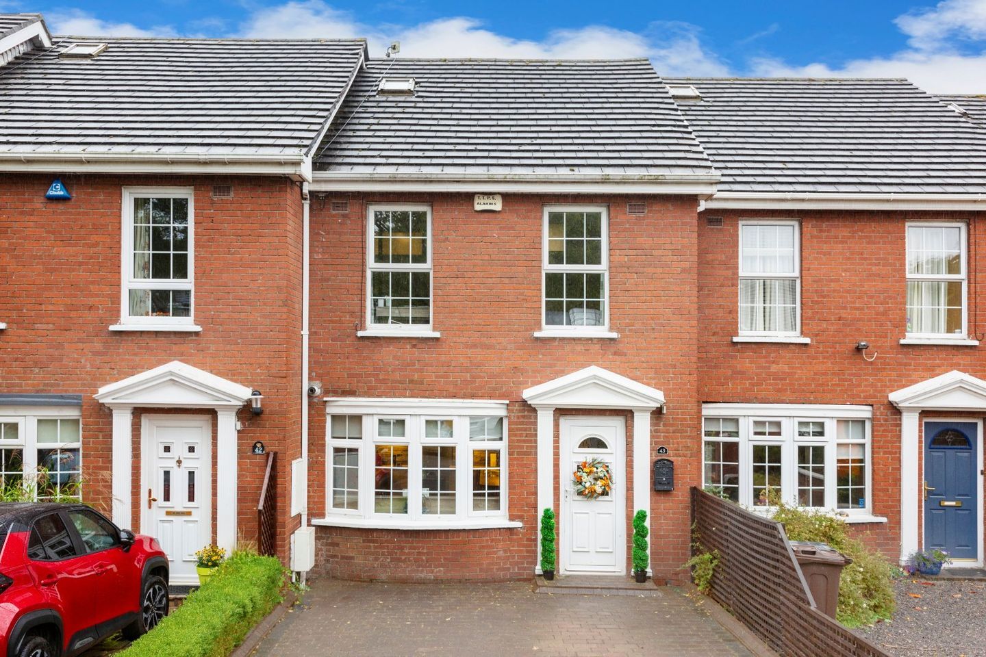 43 Brookfield, Kimmage, Dublin 12, D12AKF8 is for sale on Daft.ie